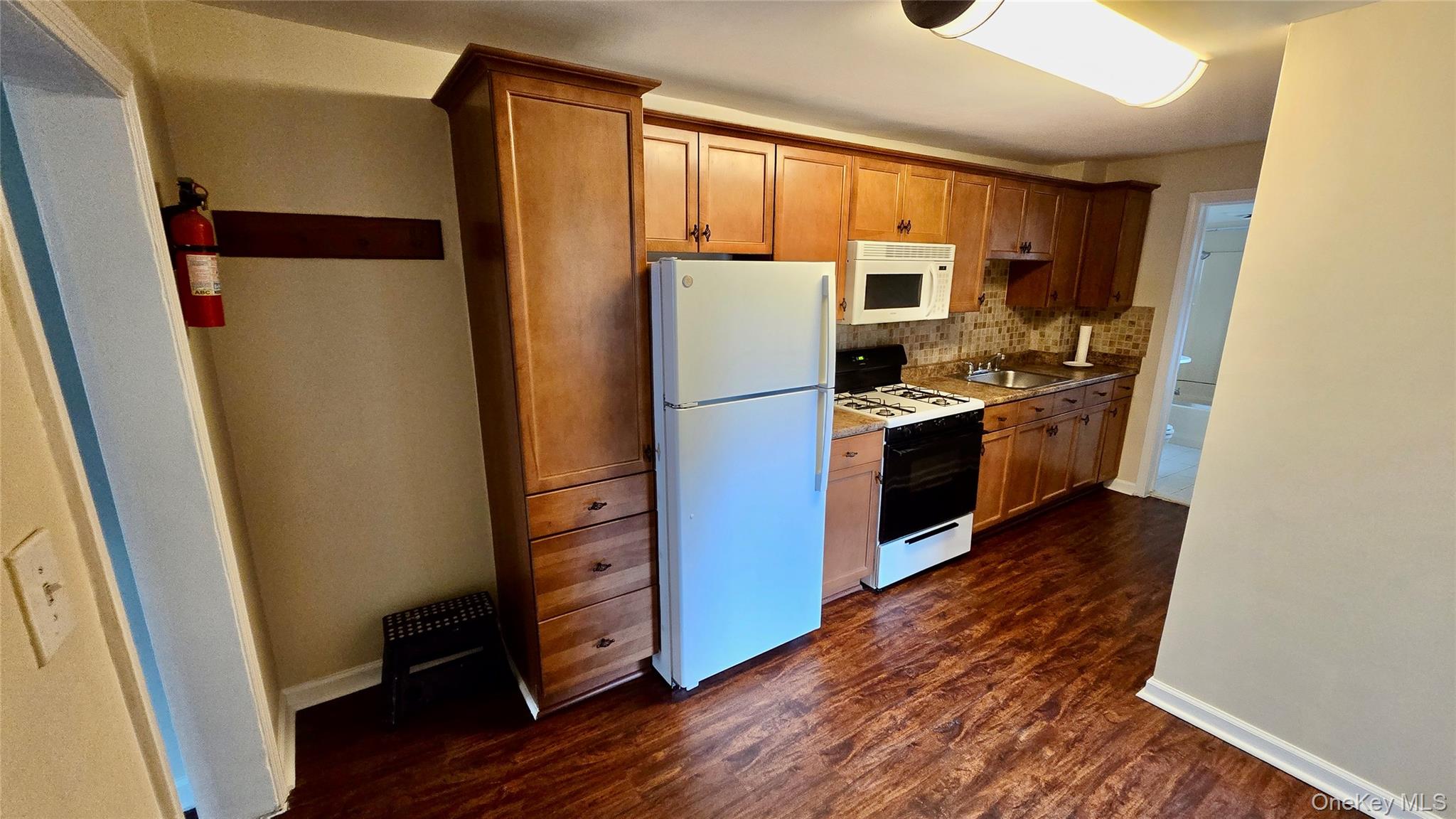 160 Orange Turnpike, Unit B photo 5