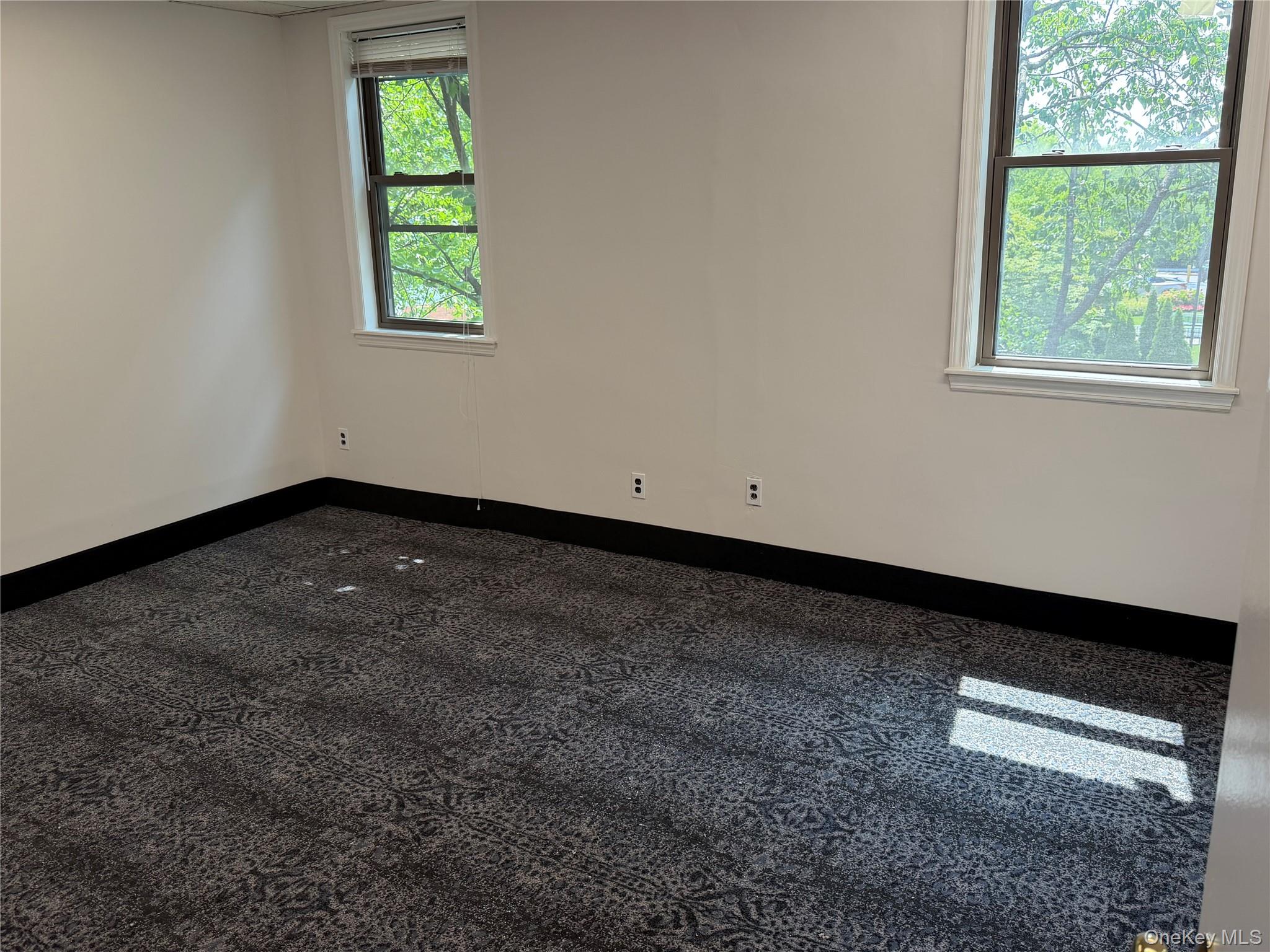 33 Great Neck Road, Unit 9 photo 4