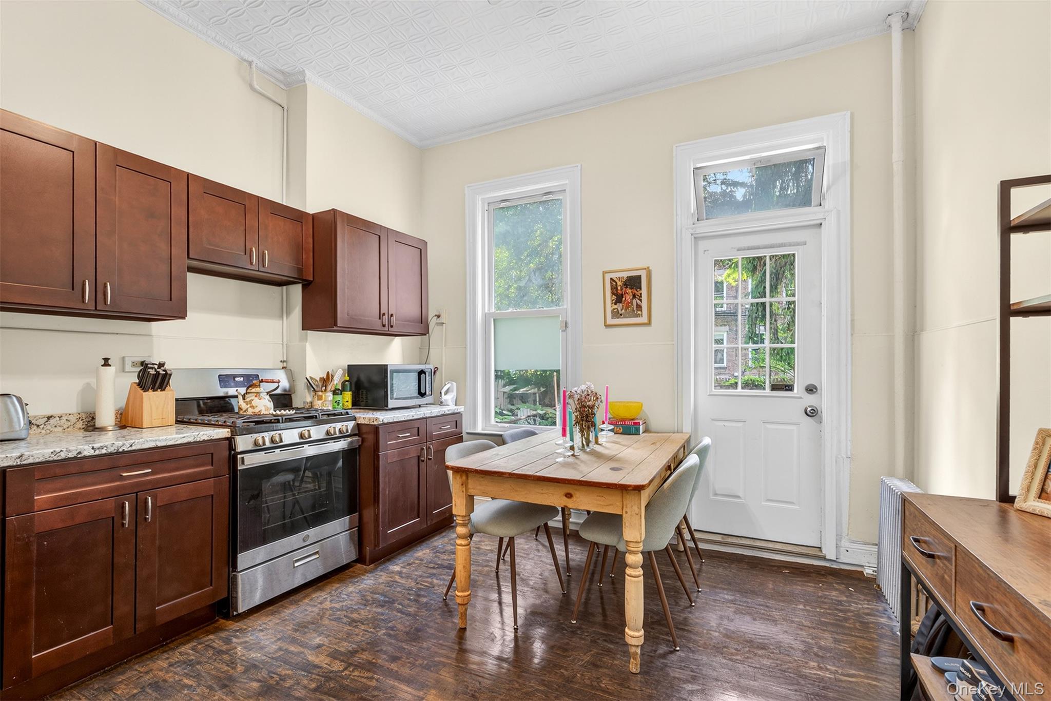 34 Sutton Street – For Sale photo 4