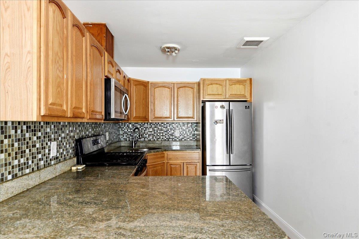 2975 Edson Avenue – For Rent photo 2