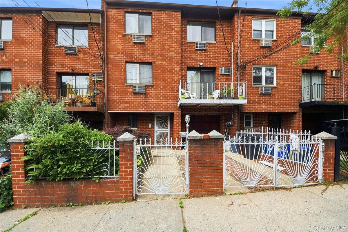 2975 Edson Avenue – For Rent