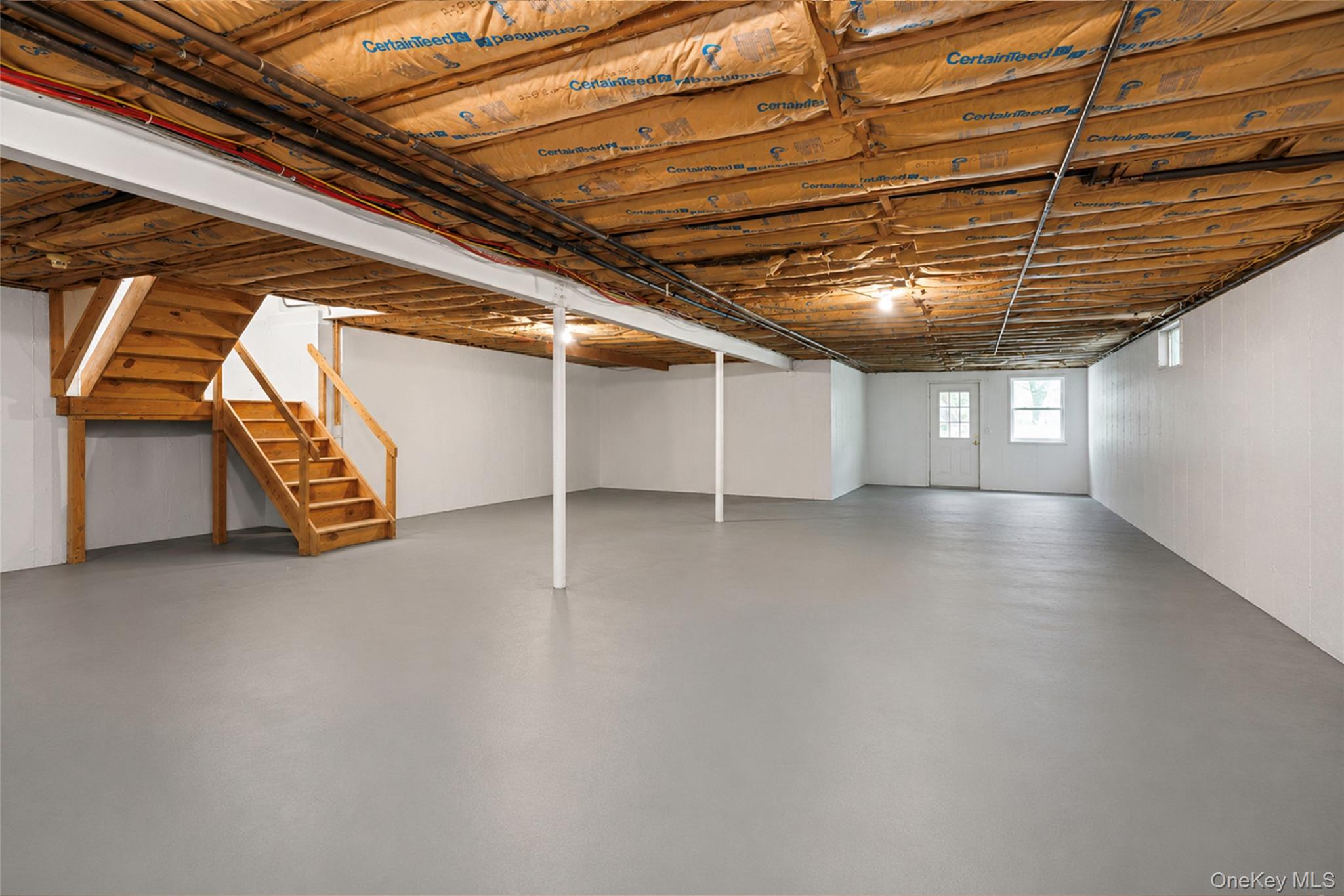 589 Landing Avenue – For Sale photo 31