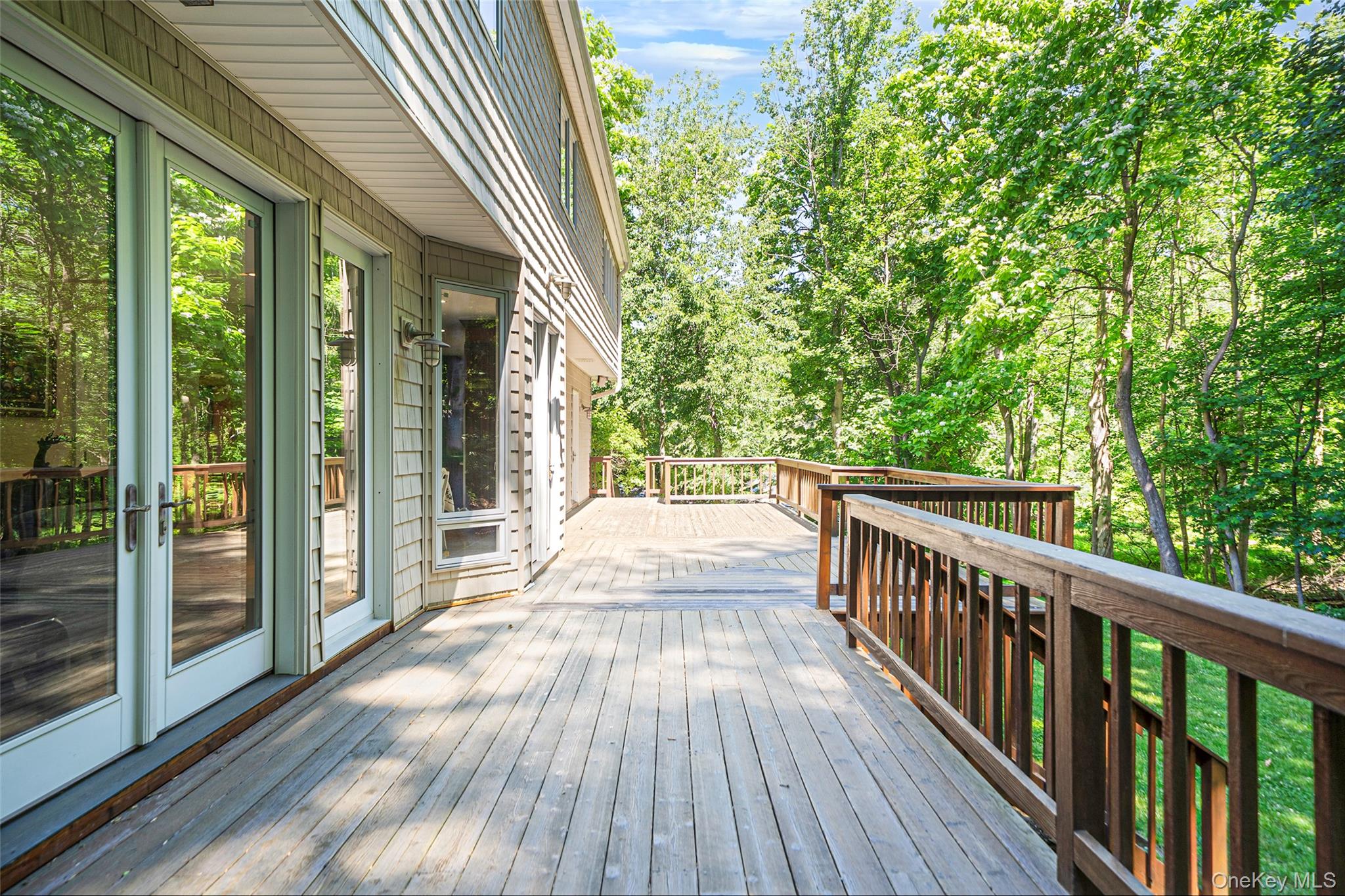 589 Landing Avenue – For Sale photo 32