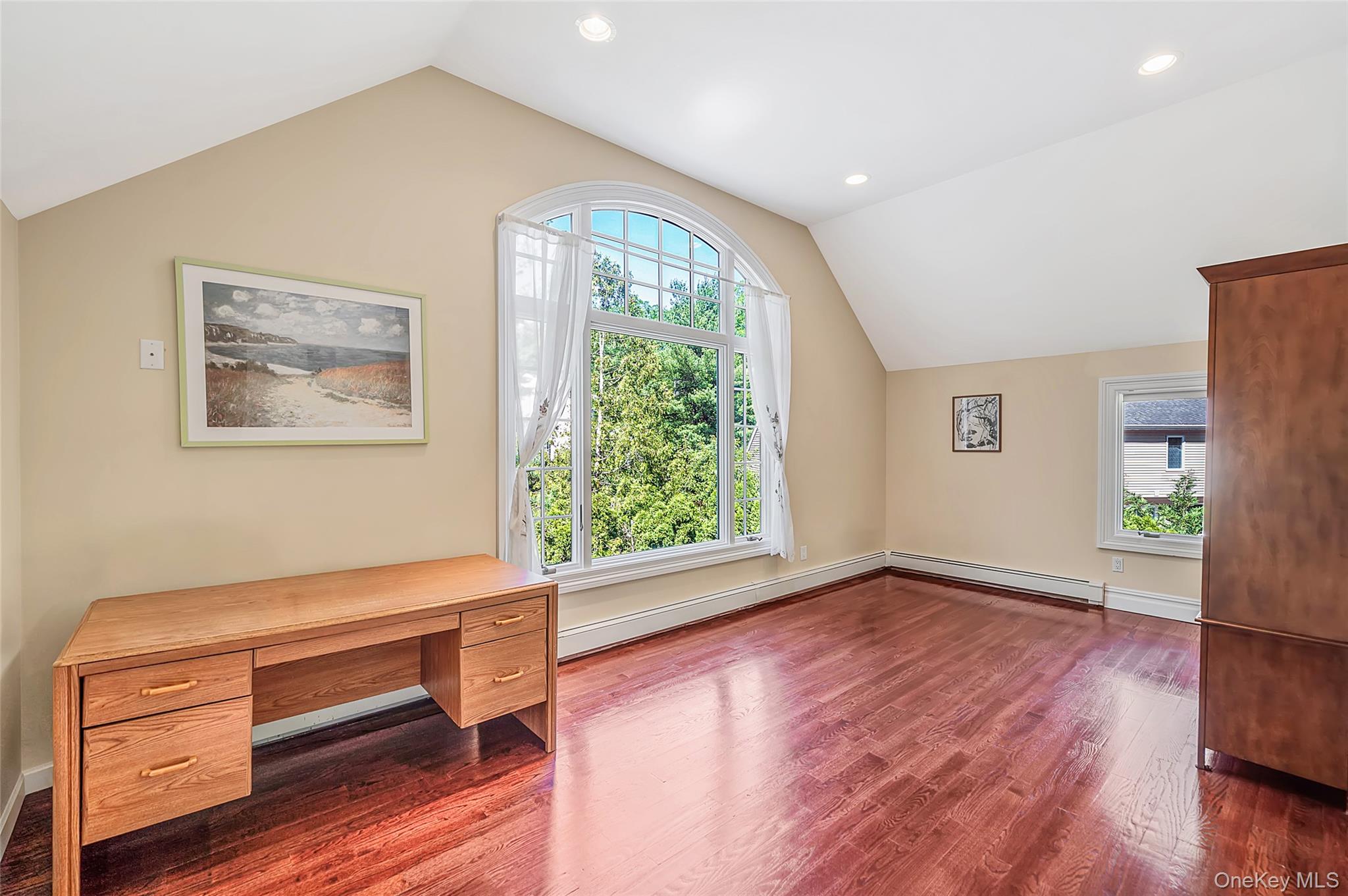 589 Landing Avenue – For Sale photo 28