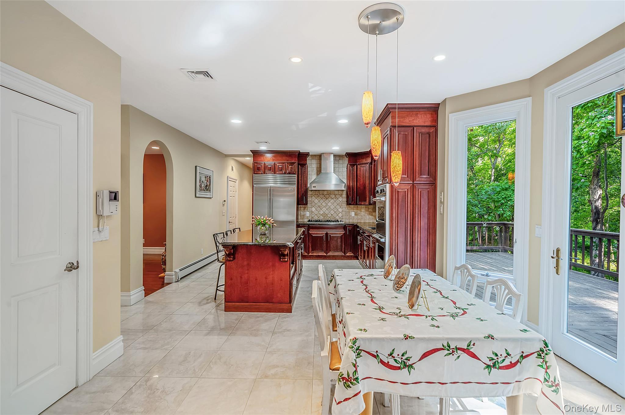 589 Landing Avenue – For Sale photo 13