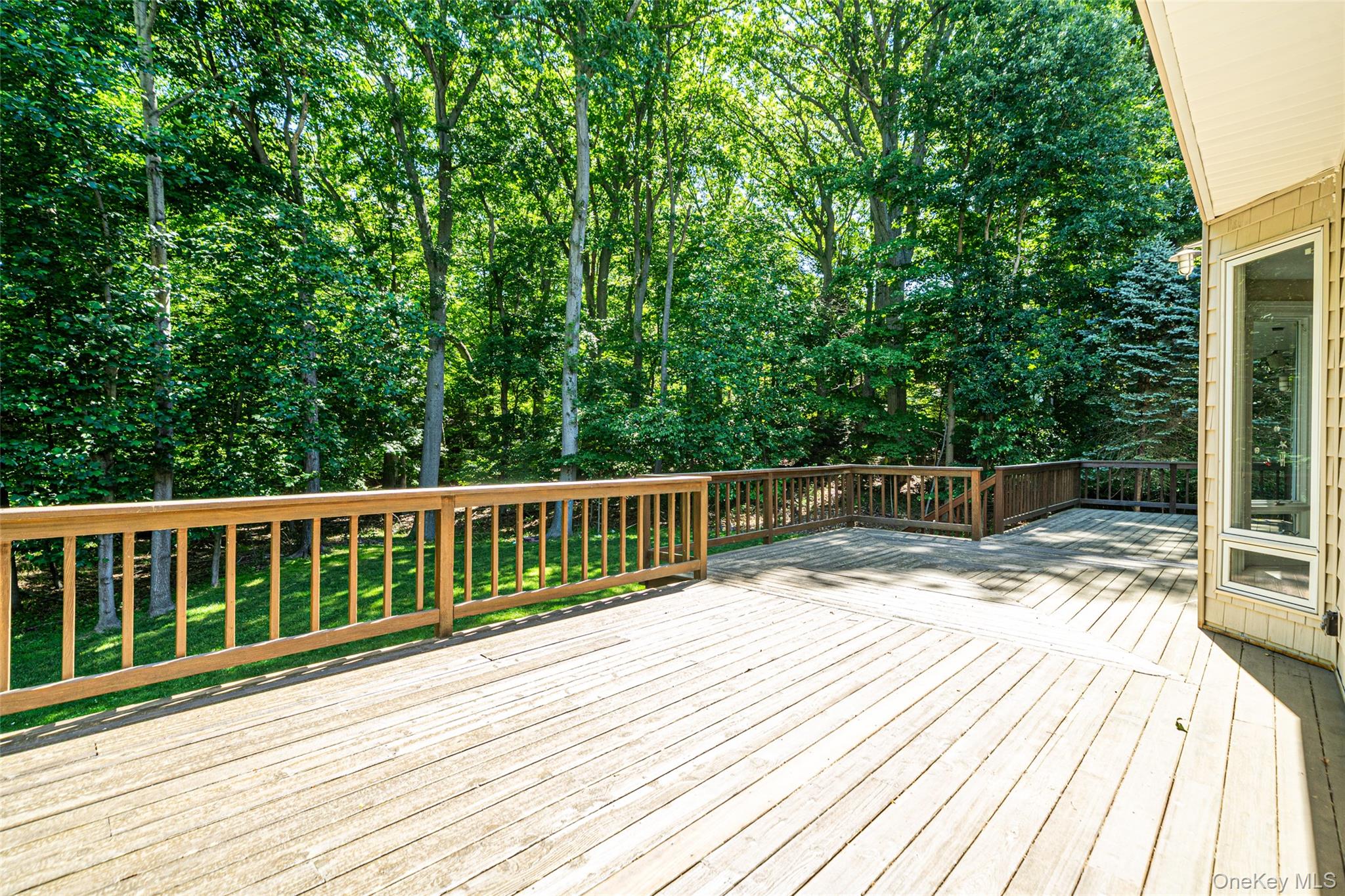 589 Landing Avenue – For Sale photo 33