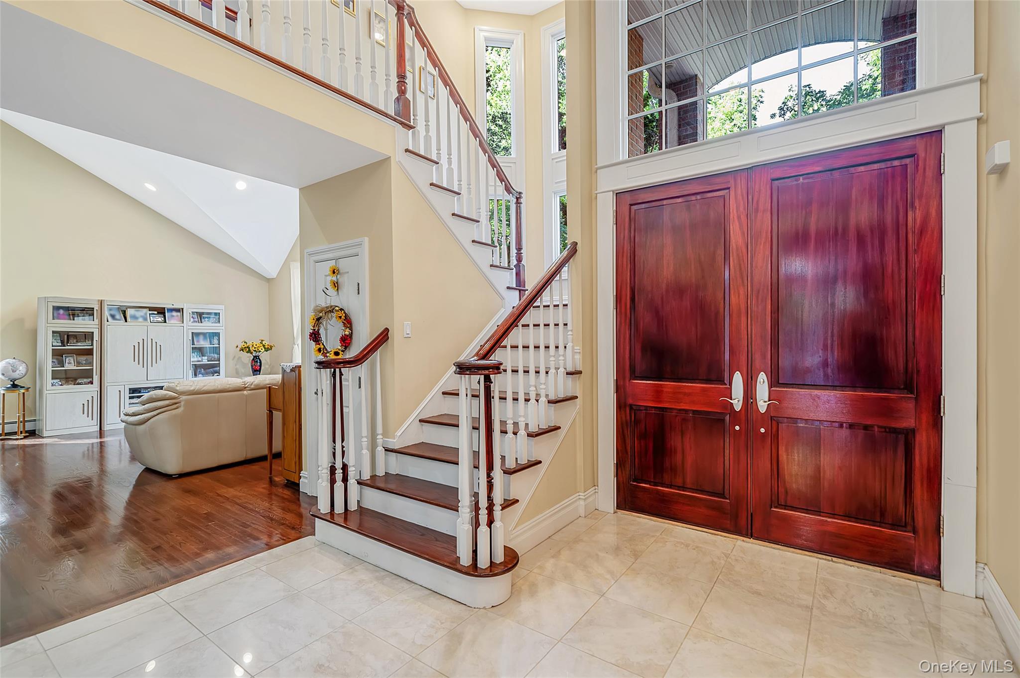 589 Landing Avenue – For Sale photo 3