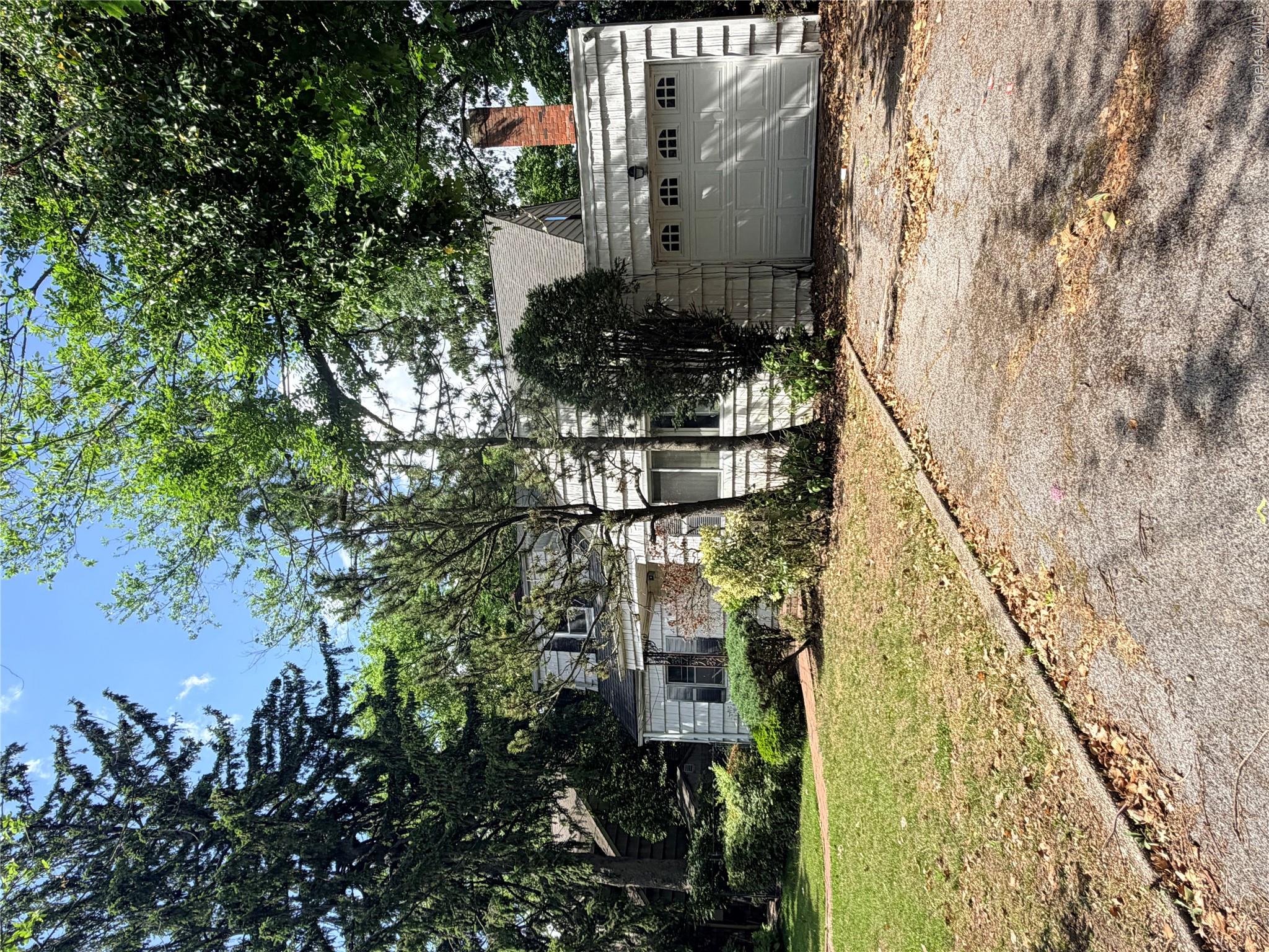 182 E Rockaway Road – For Sale photo 3