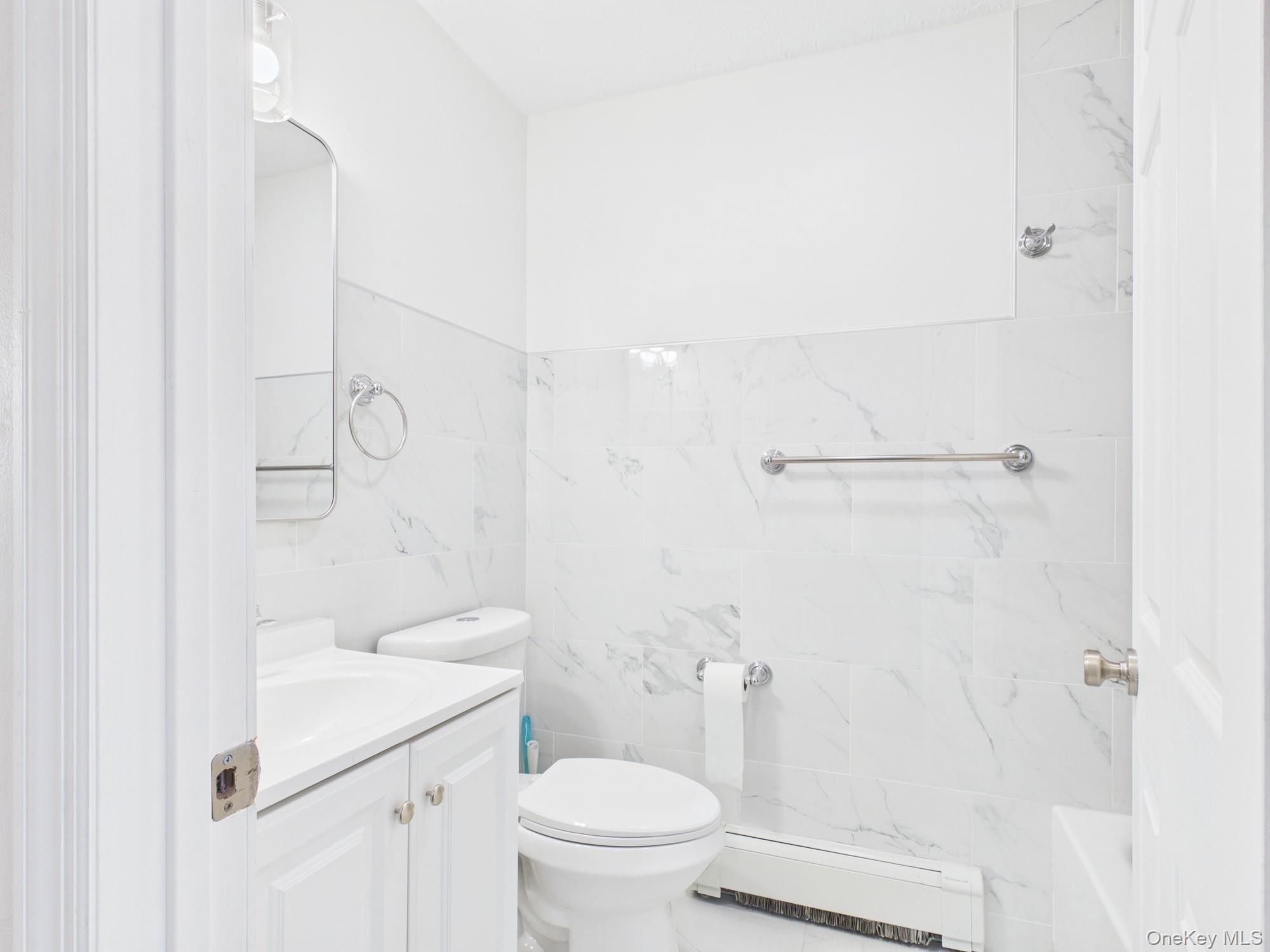 1222 Vyse Avenue – For Sale photo 22