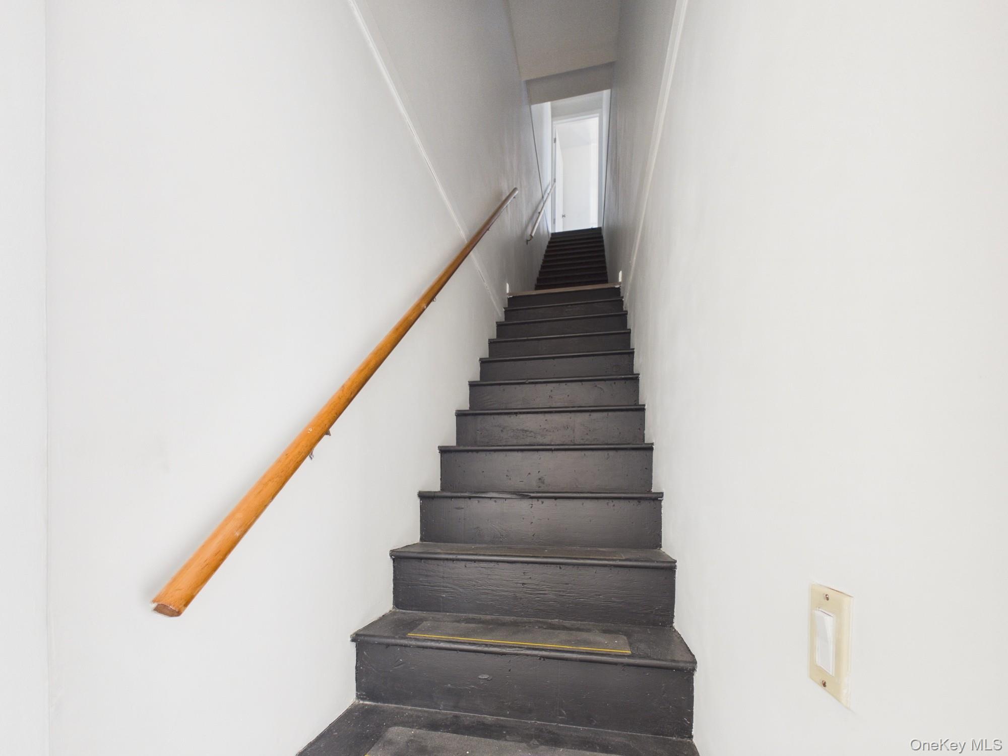 1222 Vyse Avenue – For Sale photo 20