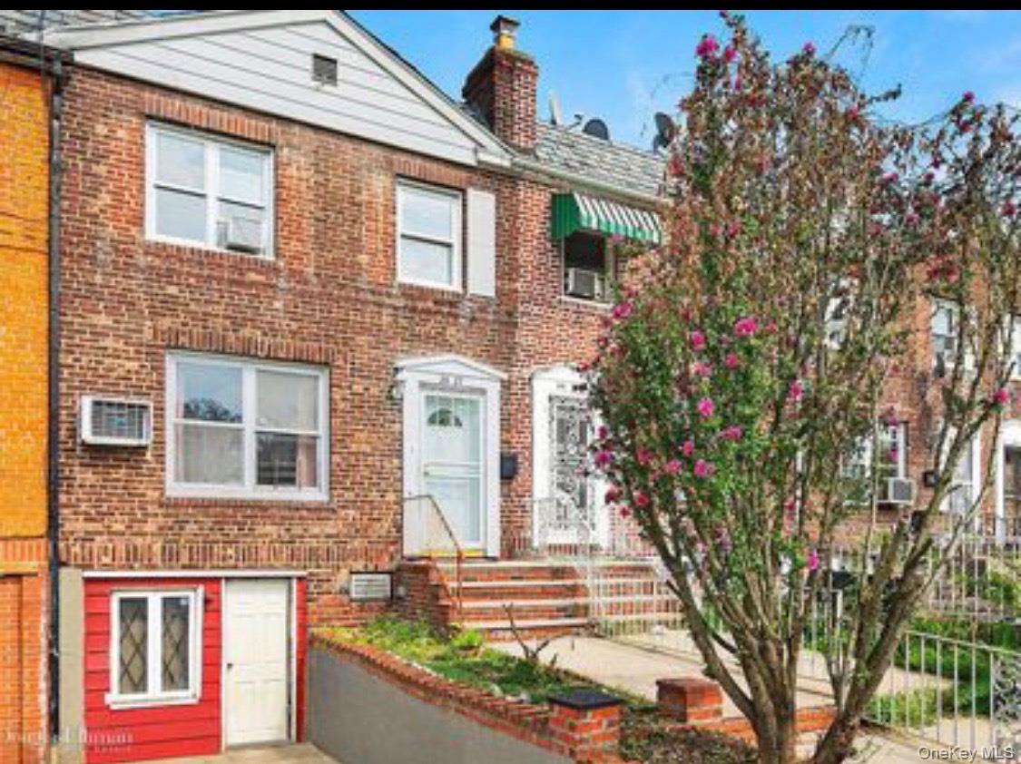 2427 92nd Street – For Sale