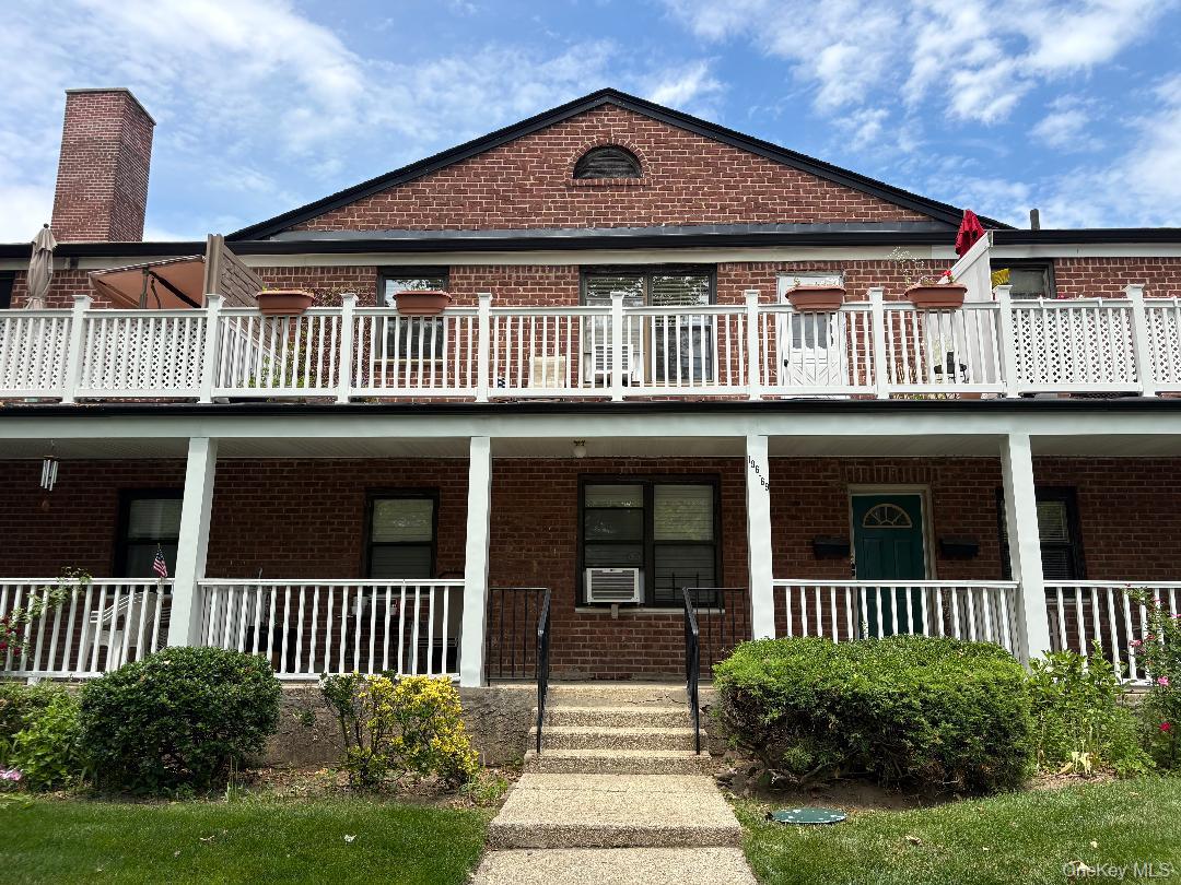 196-69 73 Avenue, Unit 2