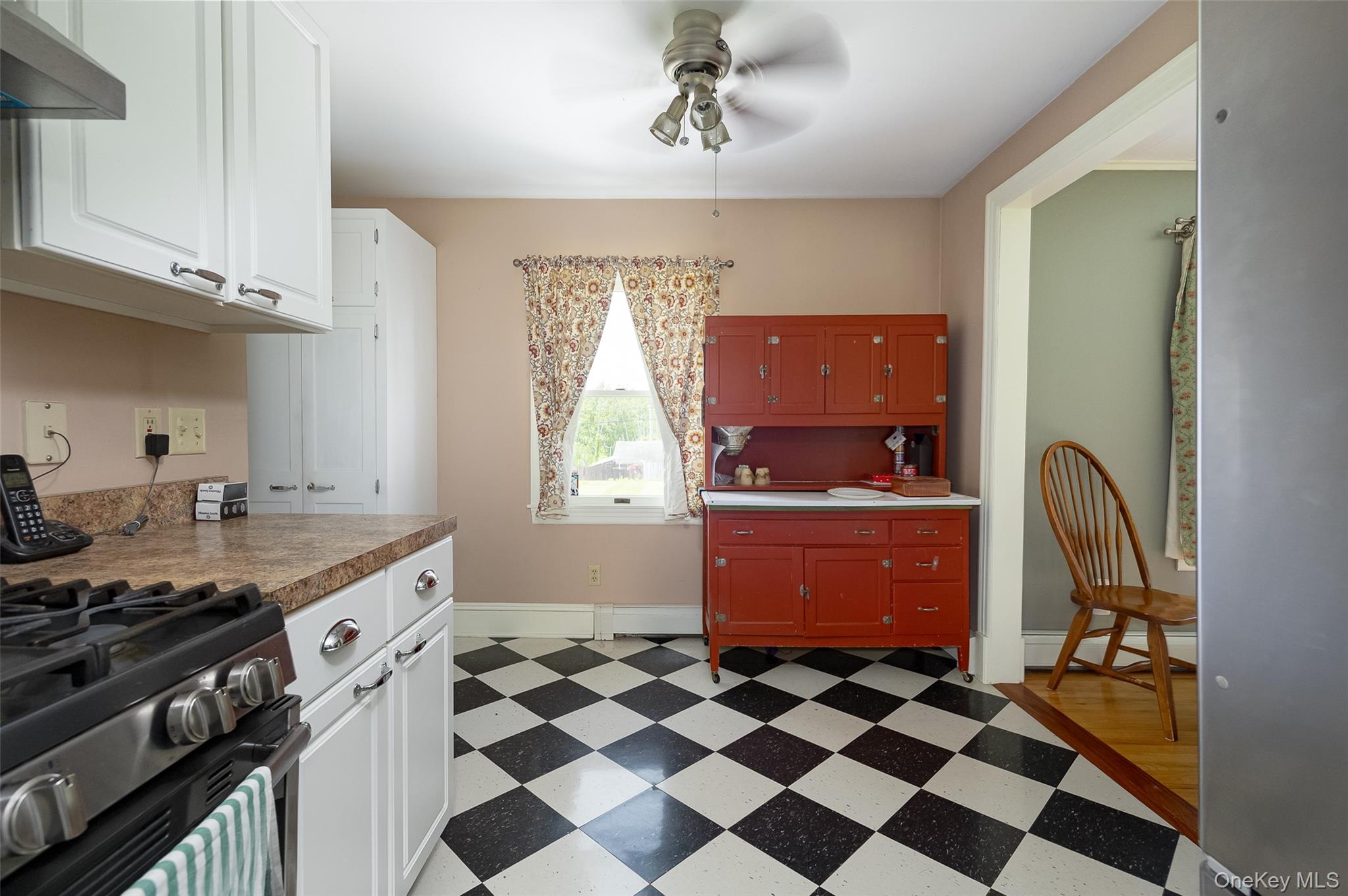 8 S Creek Road – For Sale photo 9