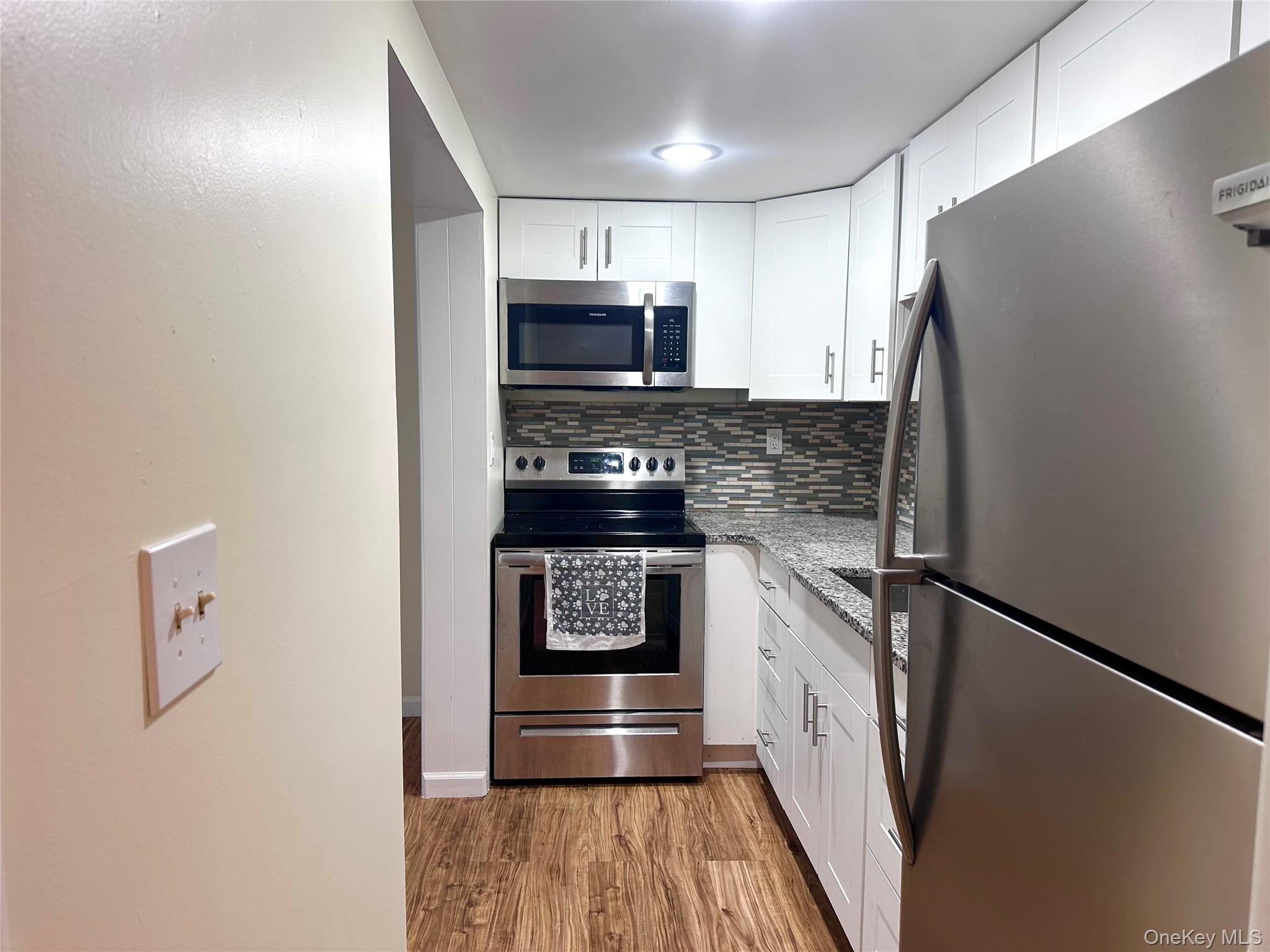 150 Rinaldi Boulevard, Unit A photo 7