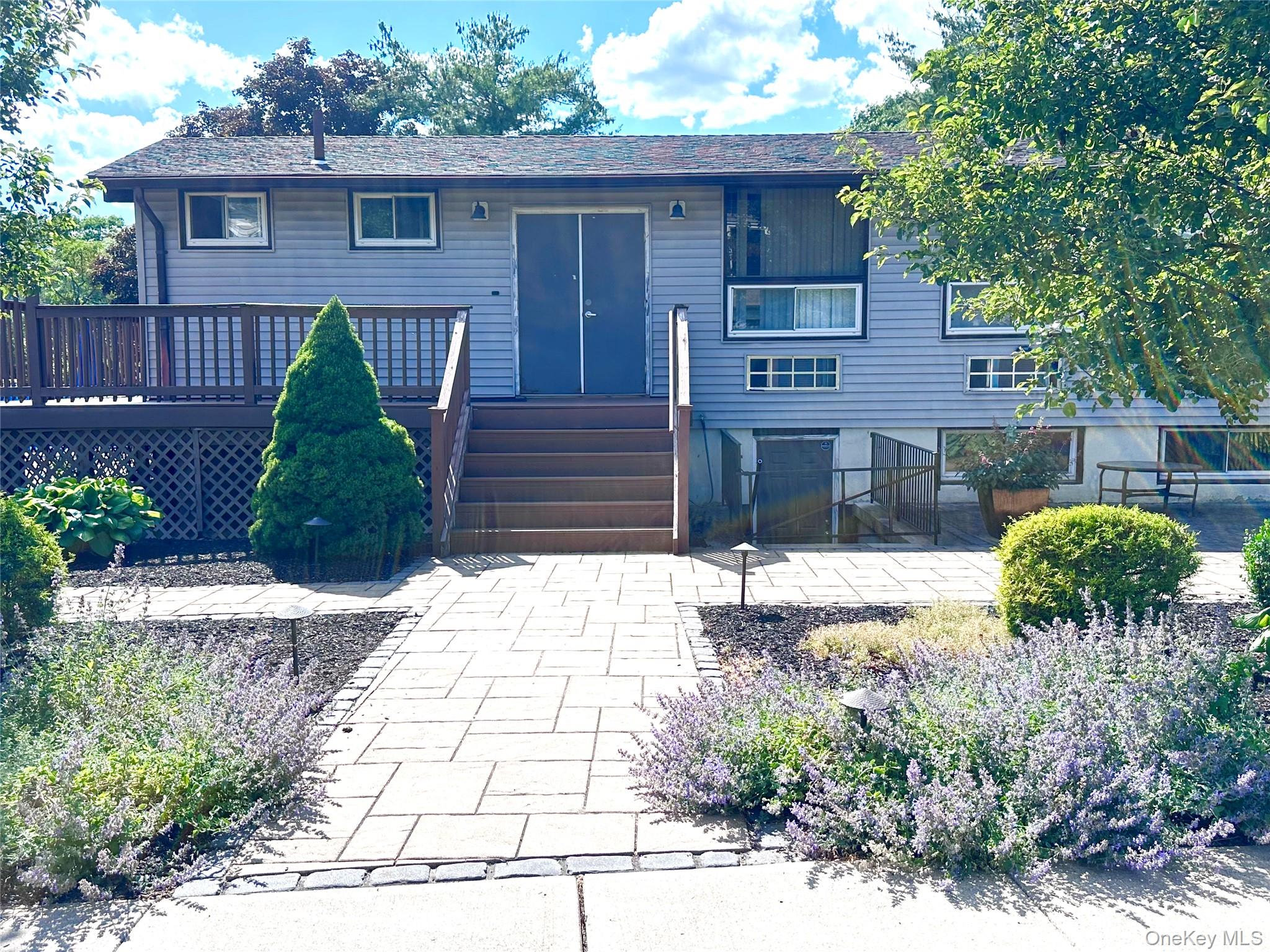 150 Rinaldi Boulevard, Unit A photo 31