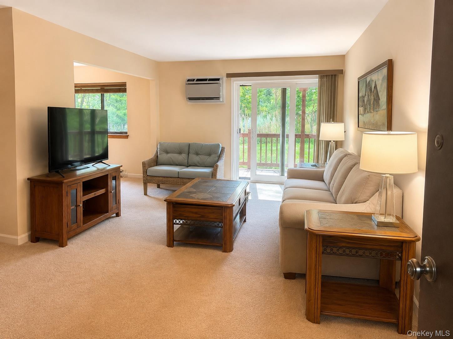 379 Richard Court – For Sale photo 2