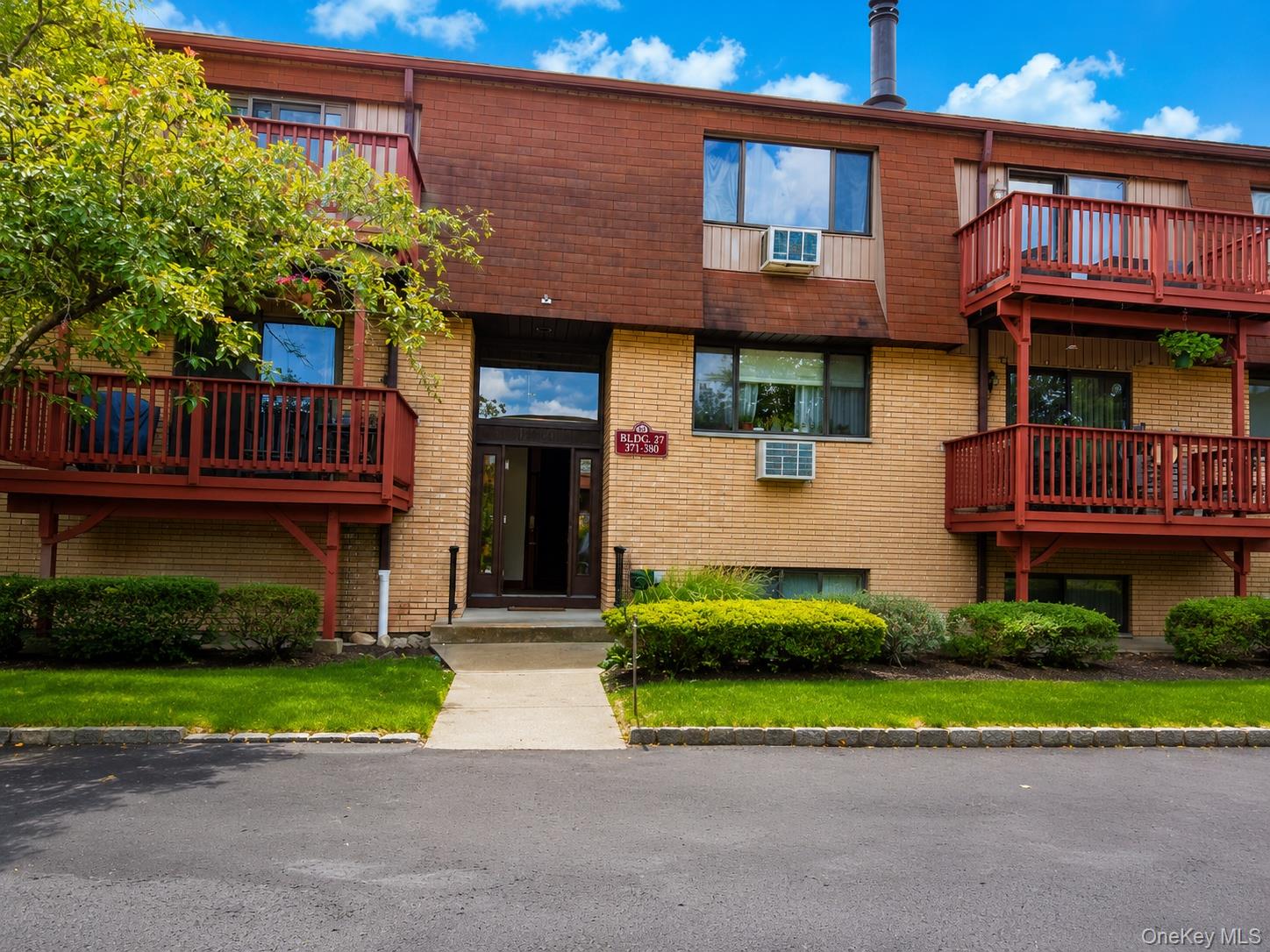 379 Richard Court – For Sale