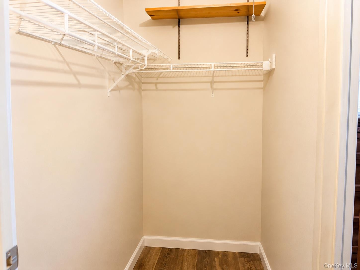 379 Richard Court – For Sale photo 16