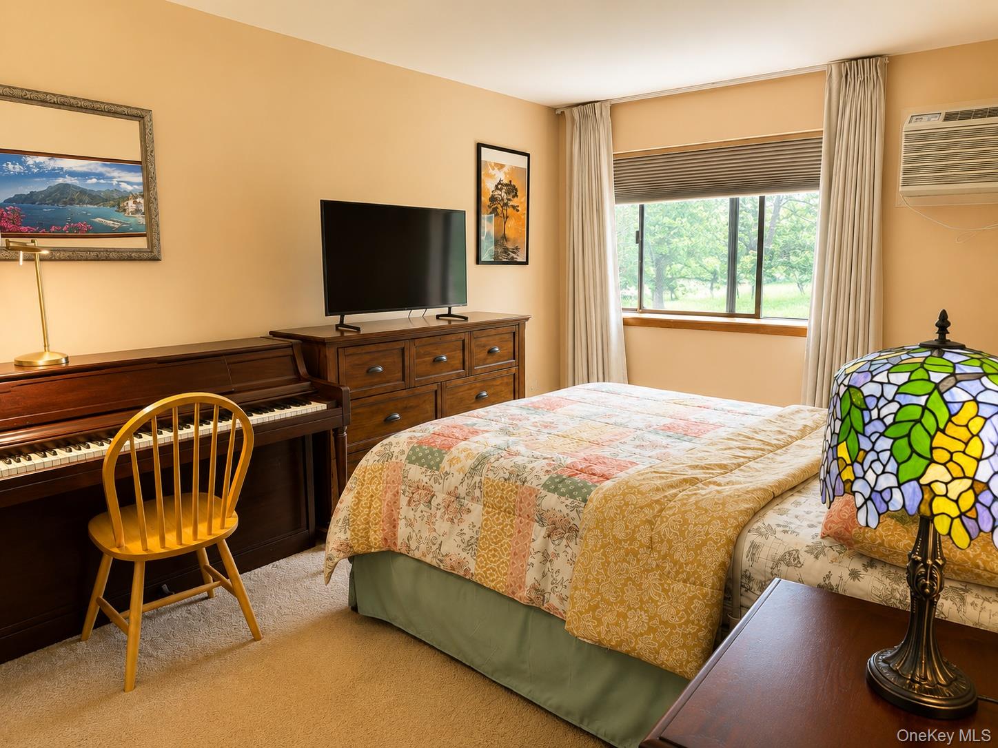 379 Richard Court – For Sale photo 14