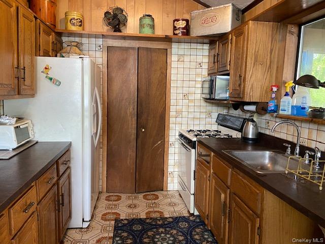 739 Lake View Drive, Unit Main Level photo 6