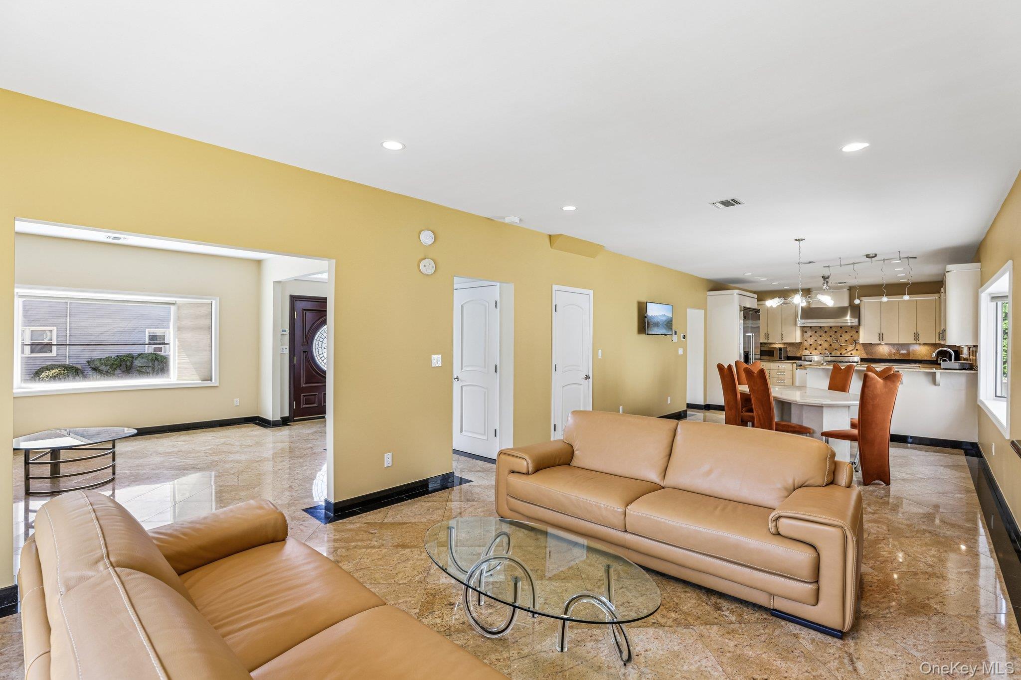 1218 Centre Street – For Sale photo 6