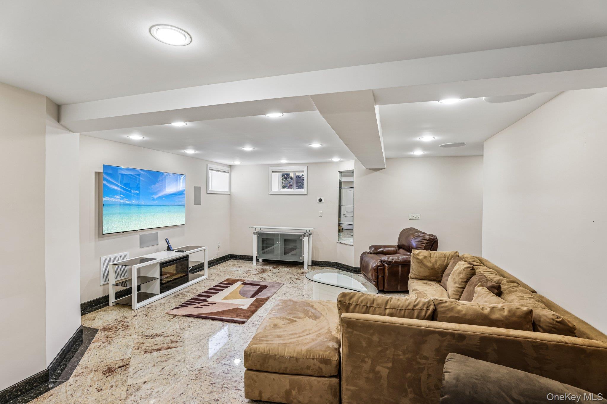 1218 Centre Street – For Sale photo 28