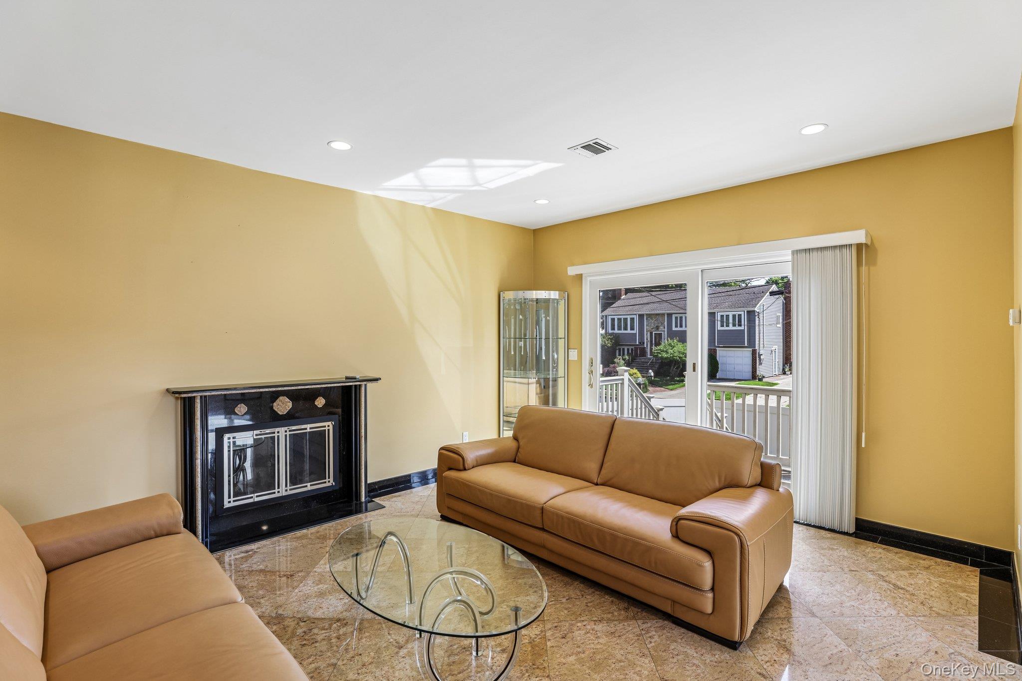 1218 Centre Street – For Sale photo 7