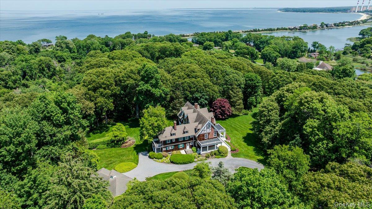 563 Asharoken Avenue – For Sale