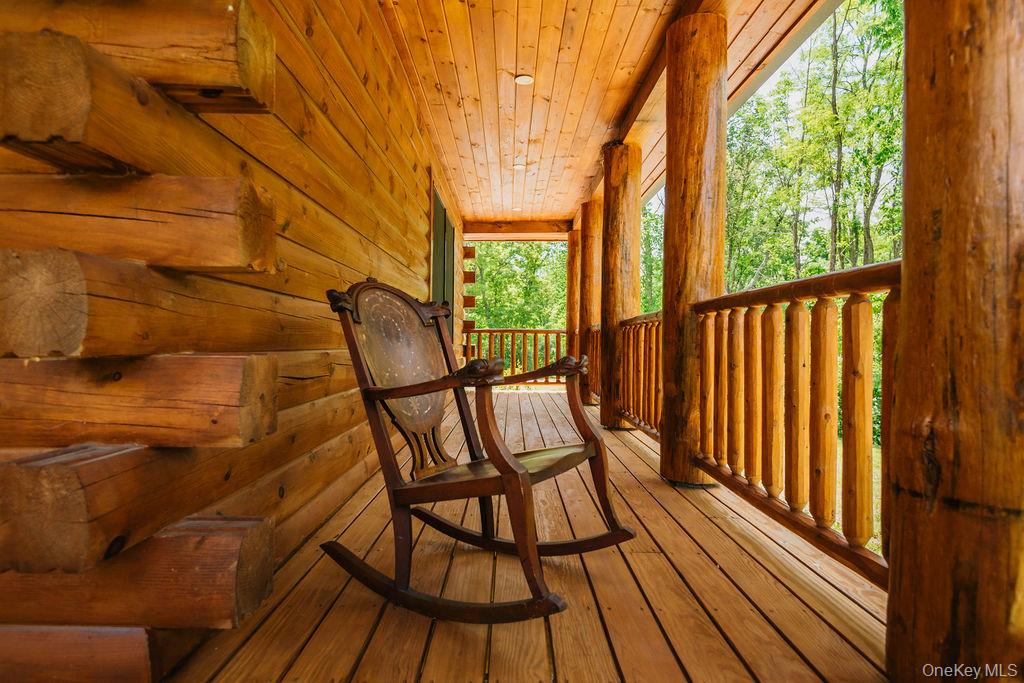 76 Woodlands Trail – For Sale photo 8