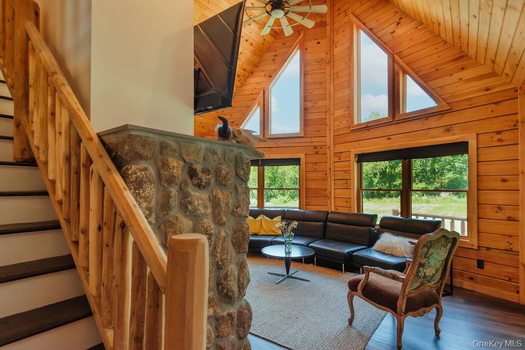 76 Woodlands Trail – For Sale photo 17