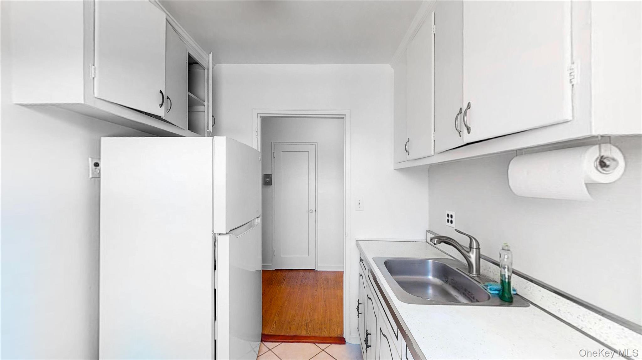 52-21 39th Road, Unit 2A photo 5