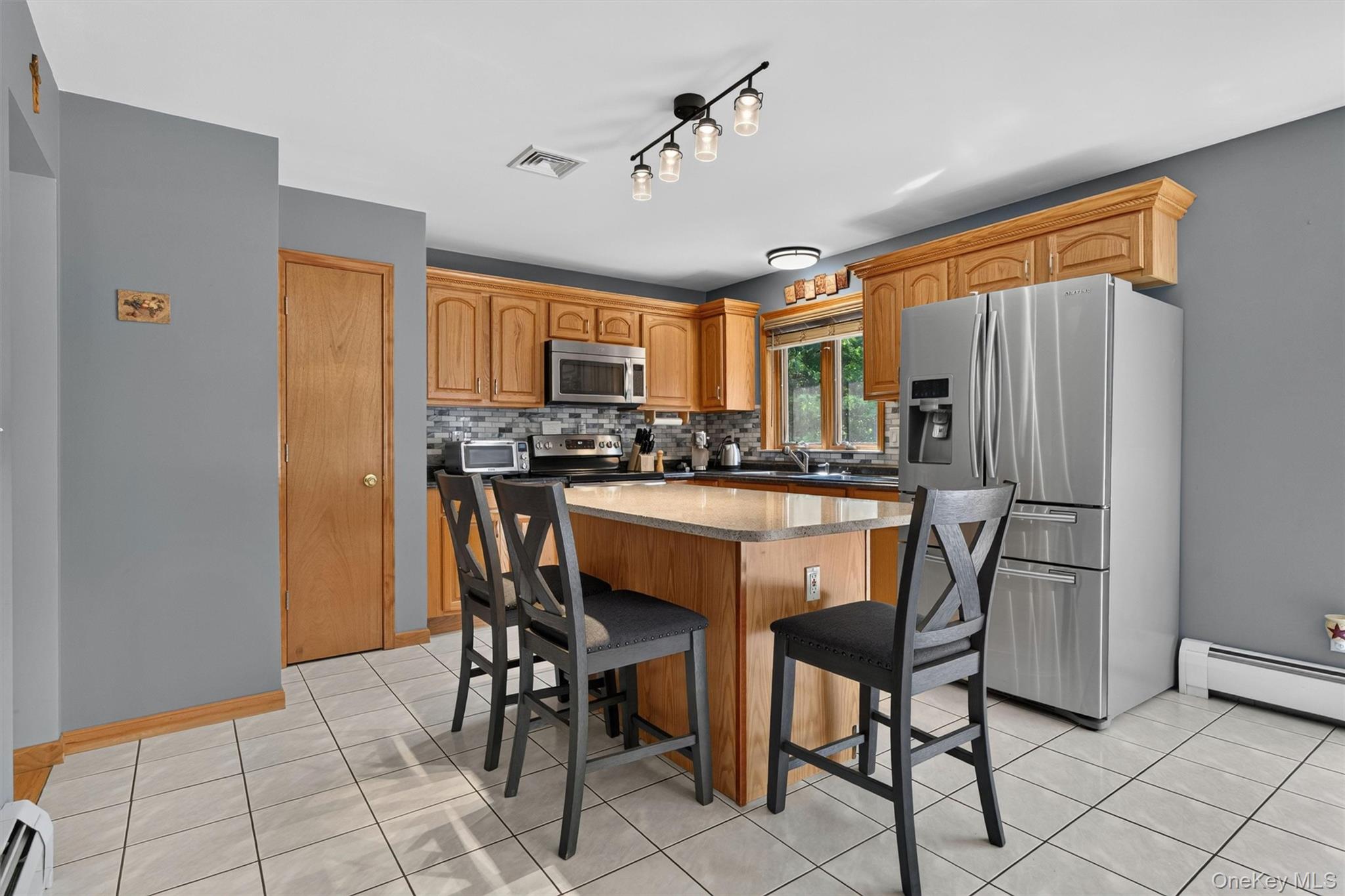 1019 Benjamin Vankeuren Drive – For Sale photo 15