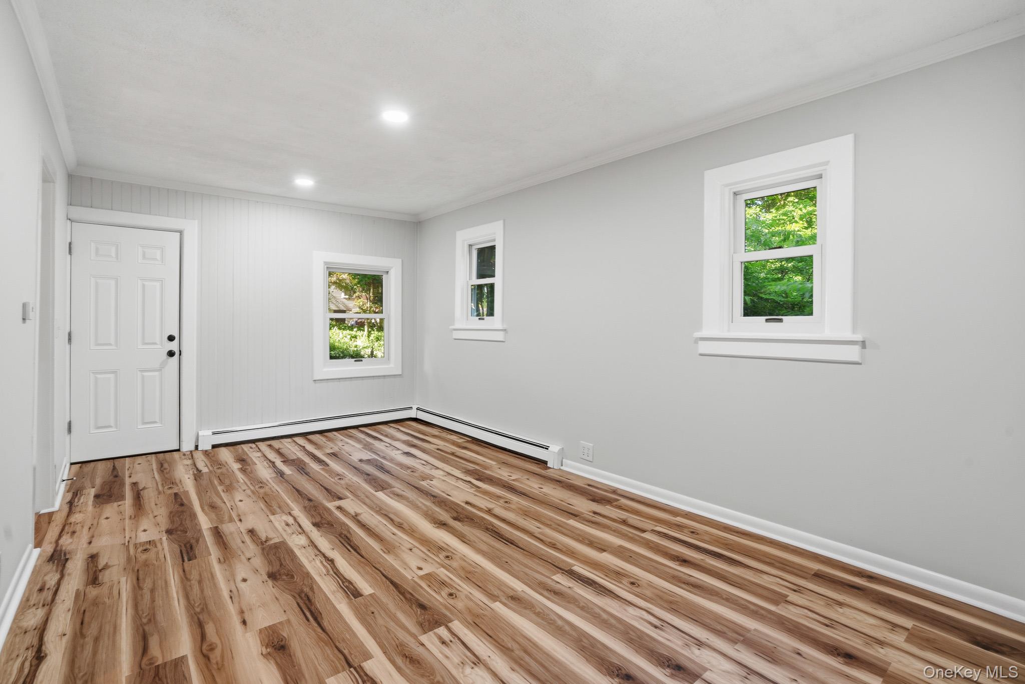 32 Lacona Drive – For Sale photo 6