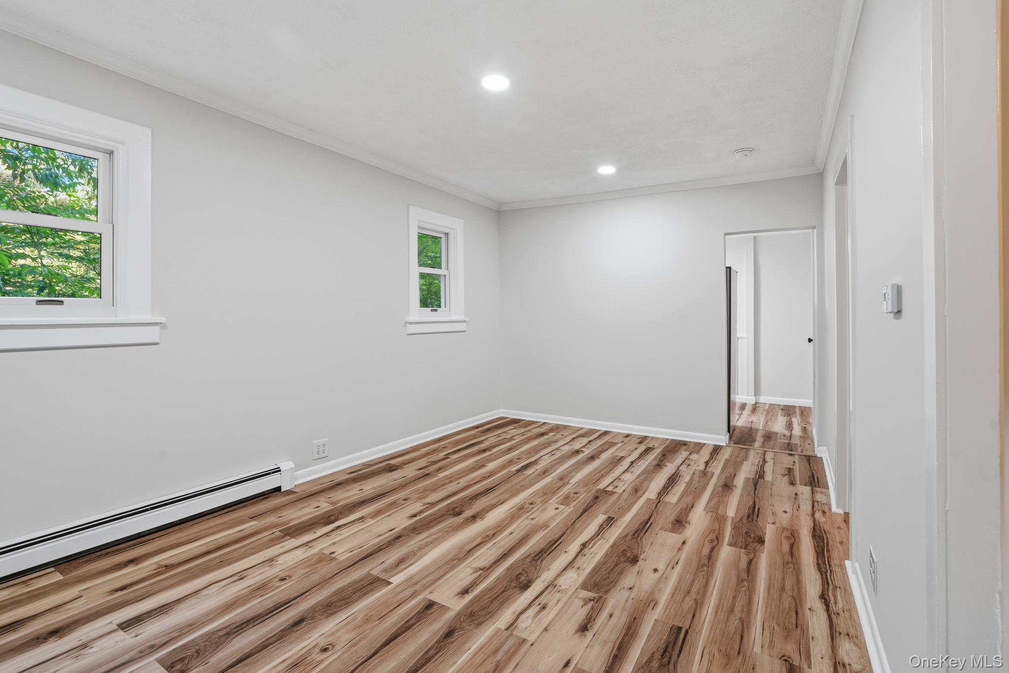 32 Lacona Drive – For Sale photo 4