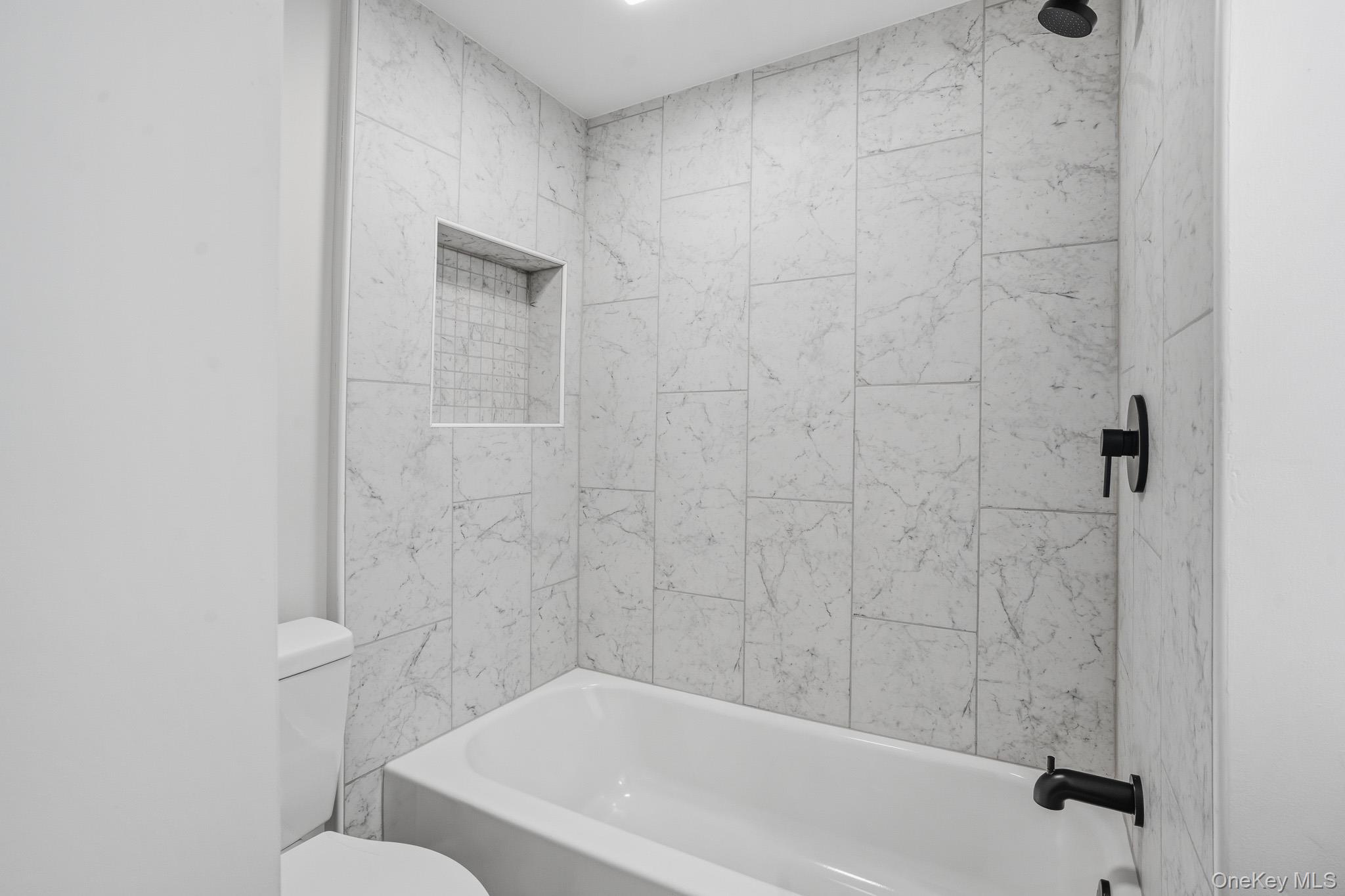32 Lacona Drive – For Sale photo 9