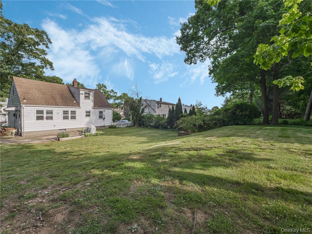 7 S Park Avenue – For Sale photo 27