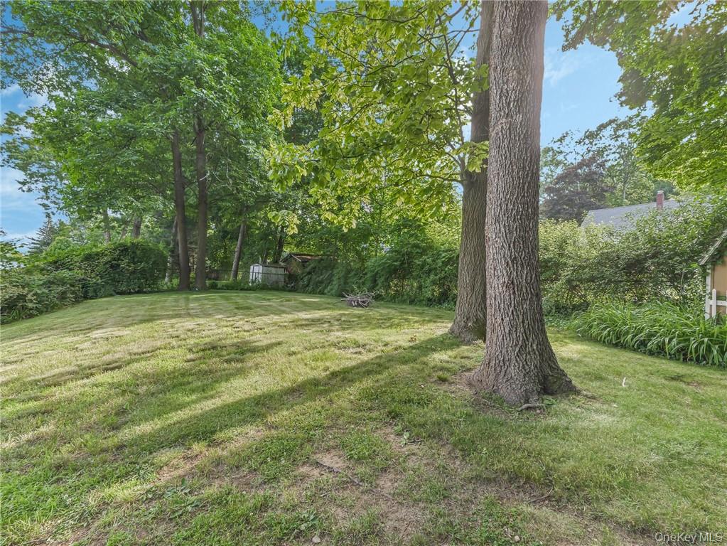 7 S Park Avenue – For Sale photo 28