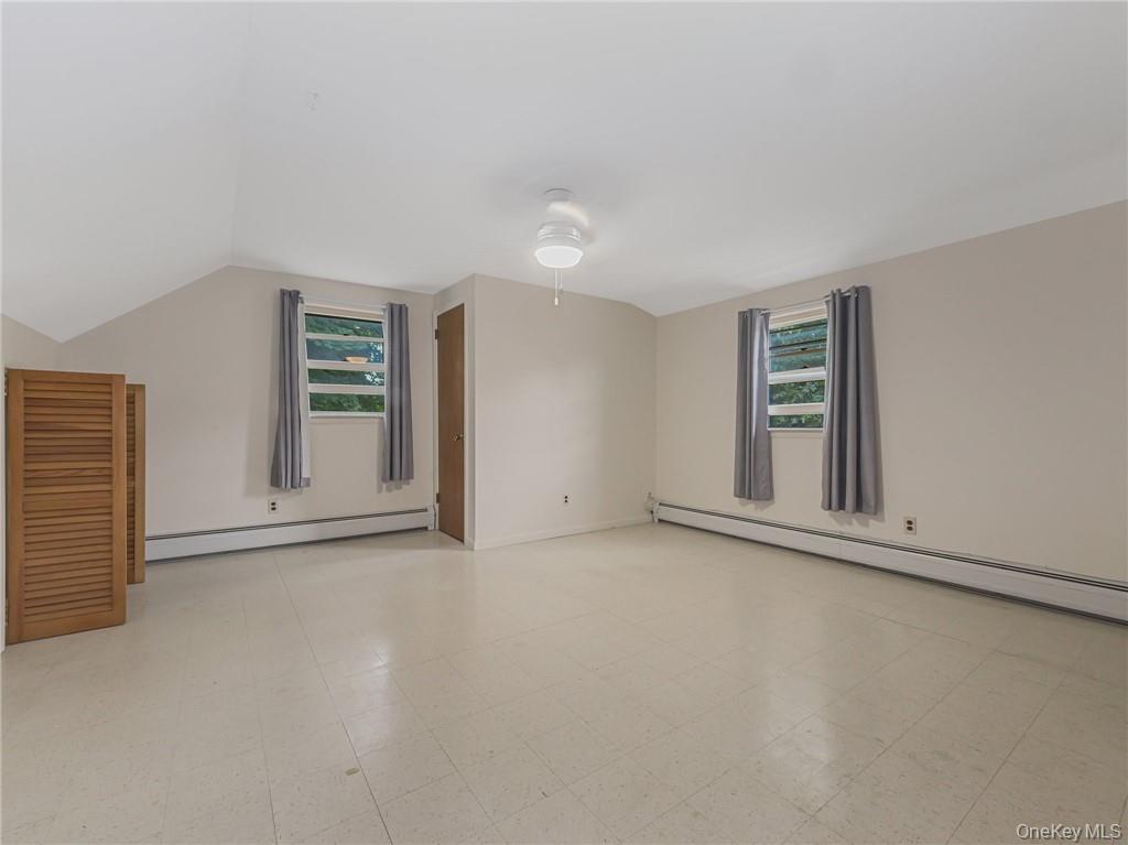 7 S Park Avenue – For Sale photo 17