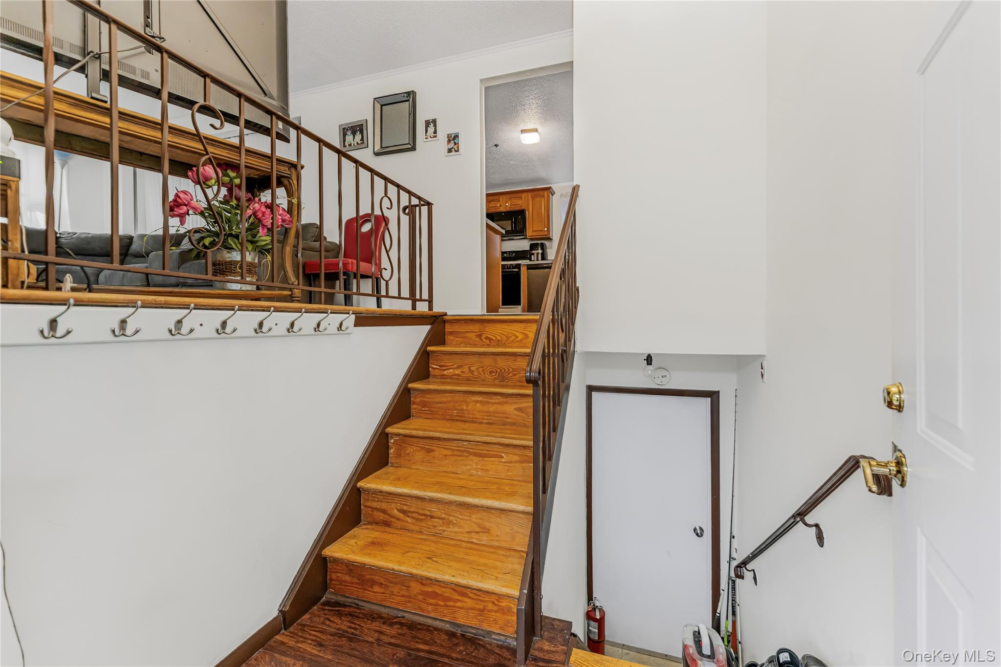 82 Riverdale Avenue – For Sale photo 4