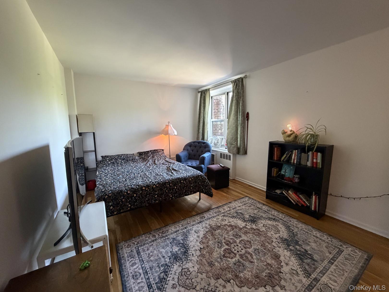209-15 18th Avenue, Unit 4K photo 5