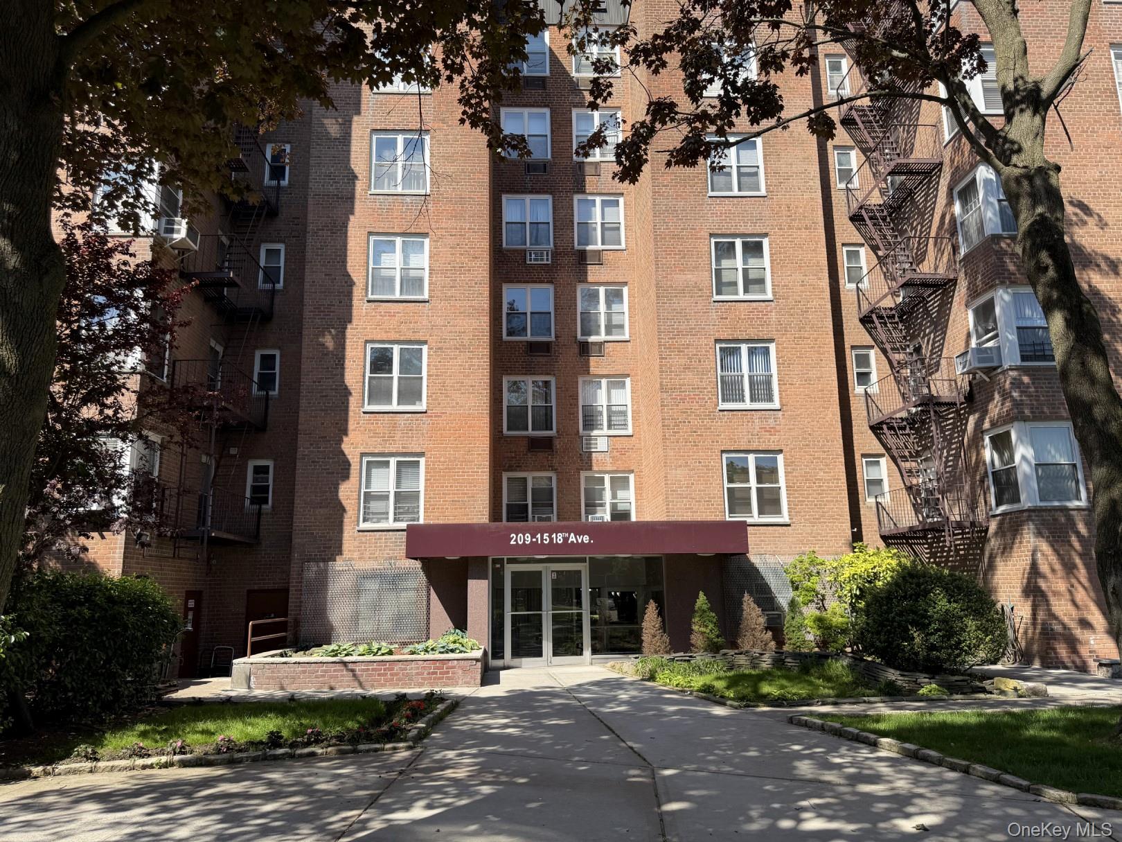 209-15 18th Avenue, Unit 4K