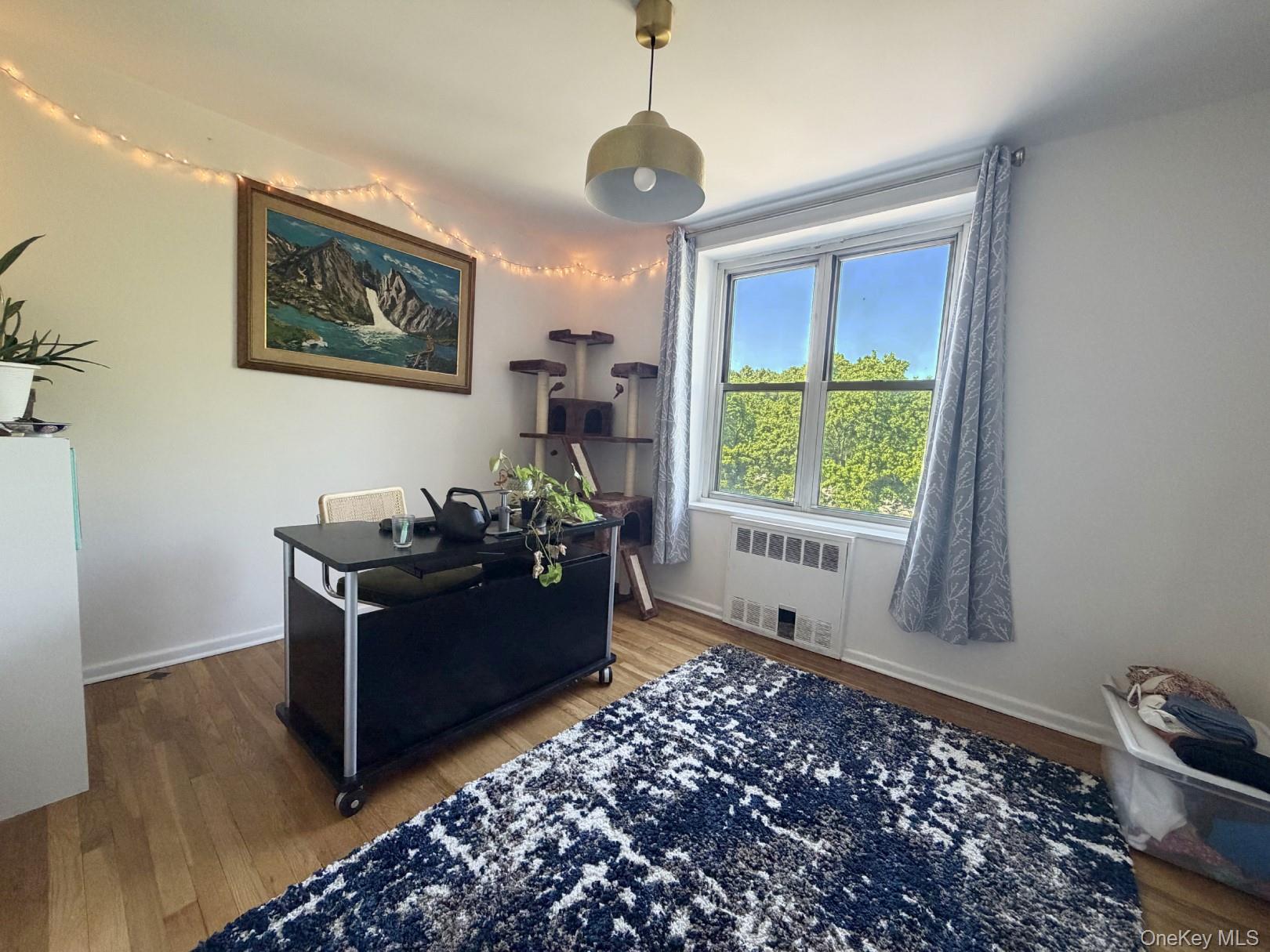 209-15 18th Avenue, Unit 4K photo 4