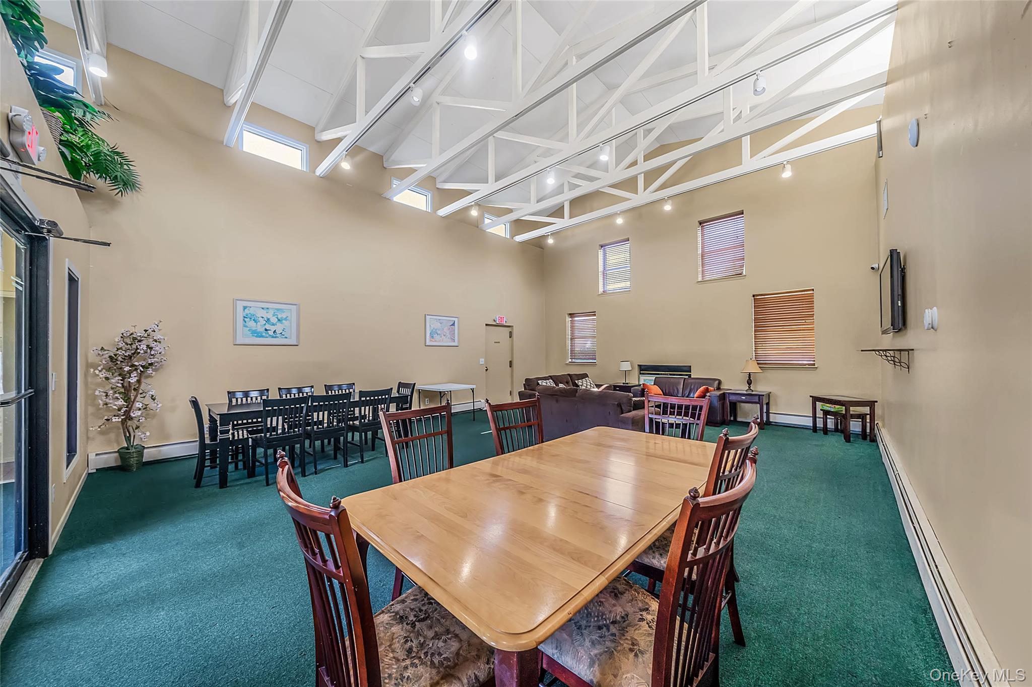 2397 Union Blvd, Unit 8a photo 24