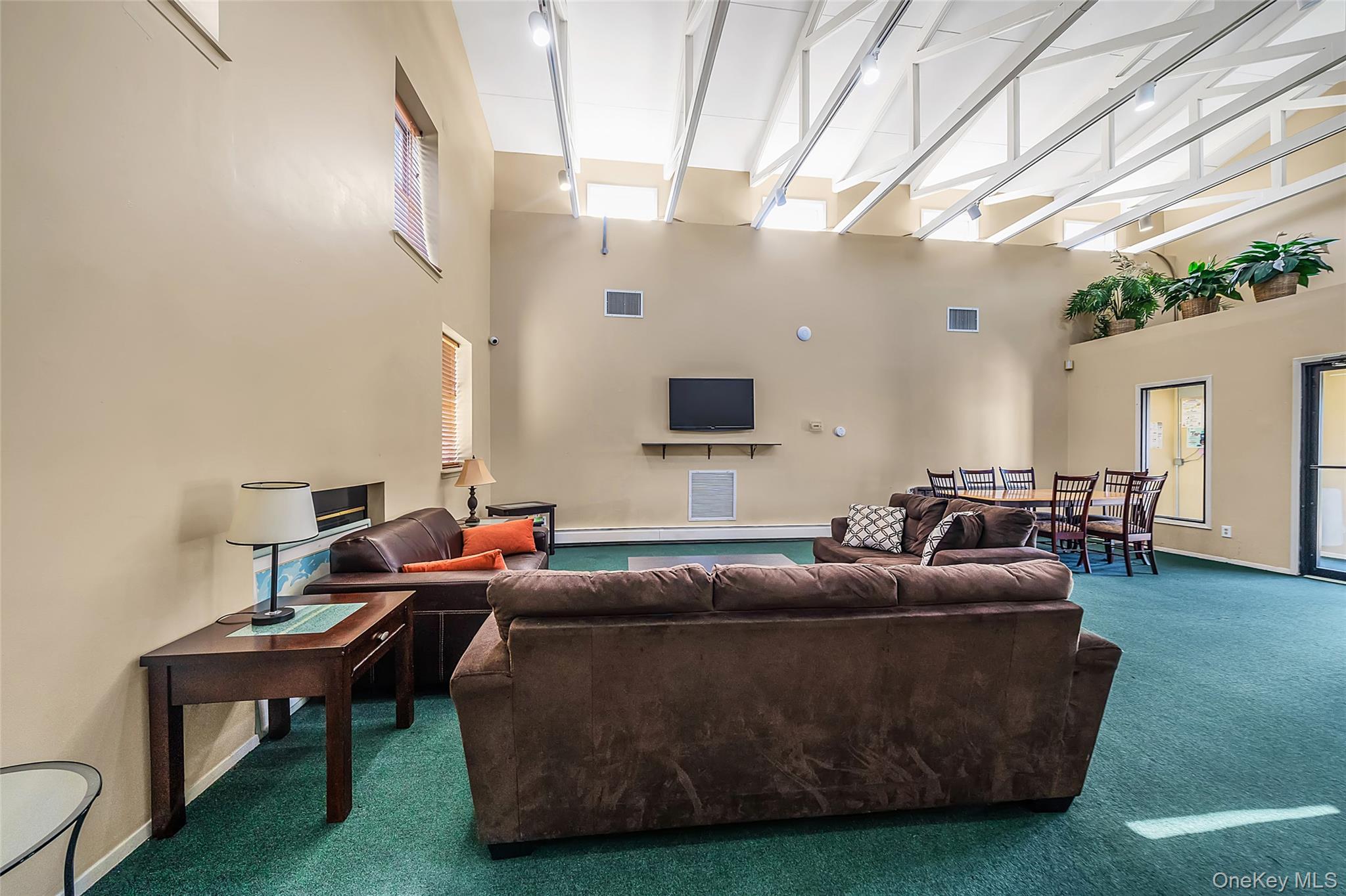 2397 Union Blvd, Unit 8a photo 23