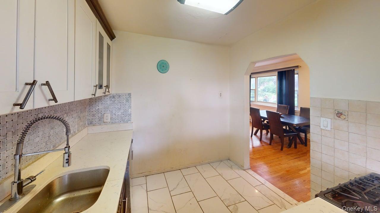 150-28 Jewel Avenue, Unit 1 photo 13