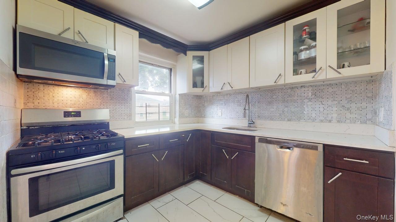 150-28 Jewel Avenue, Unit 1 photo 12