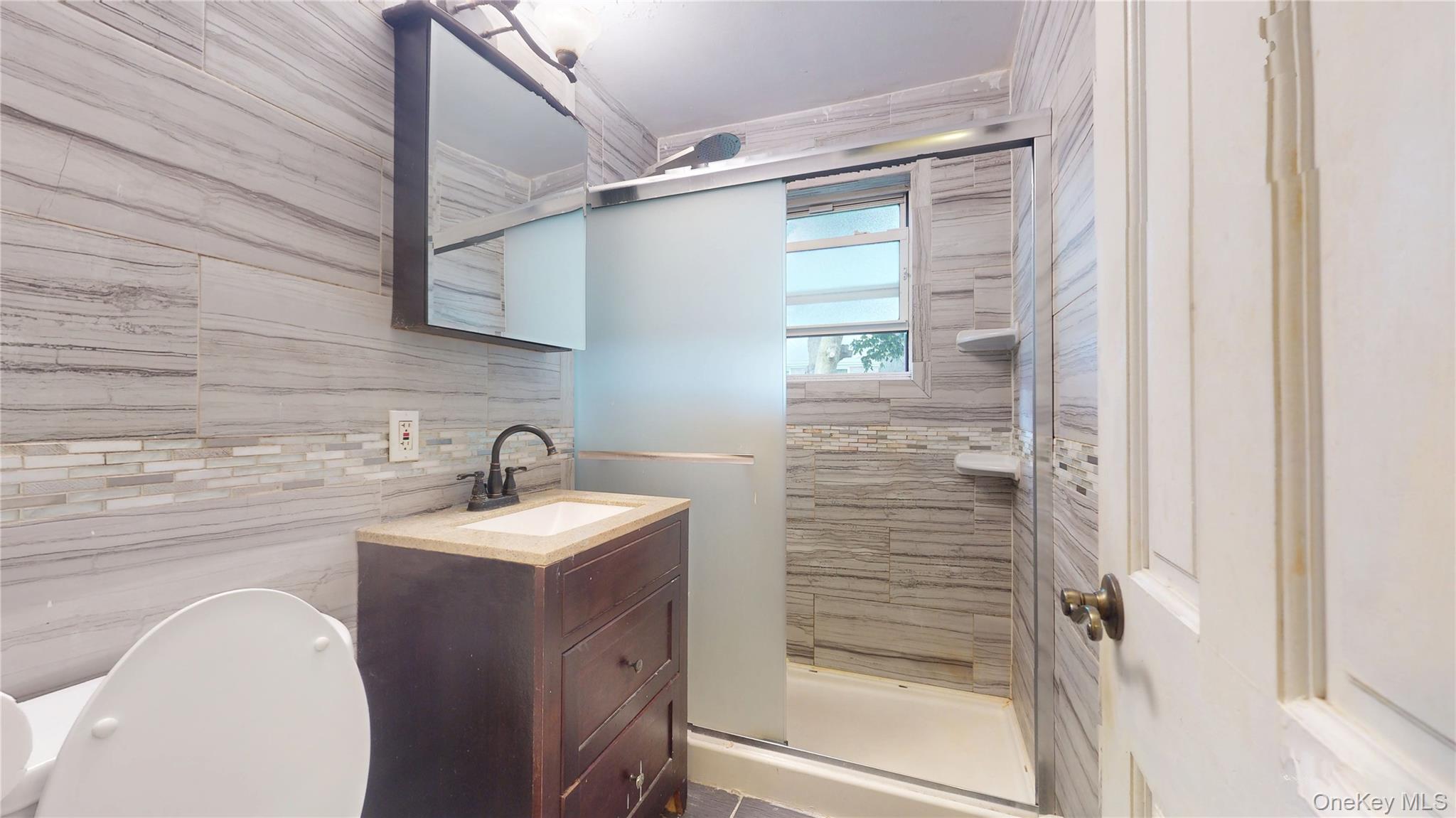 150-28 Jewel Avenue, Unit 1 photo 22