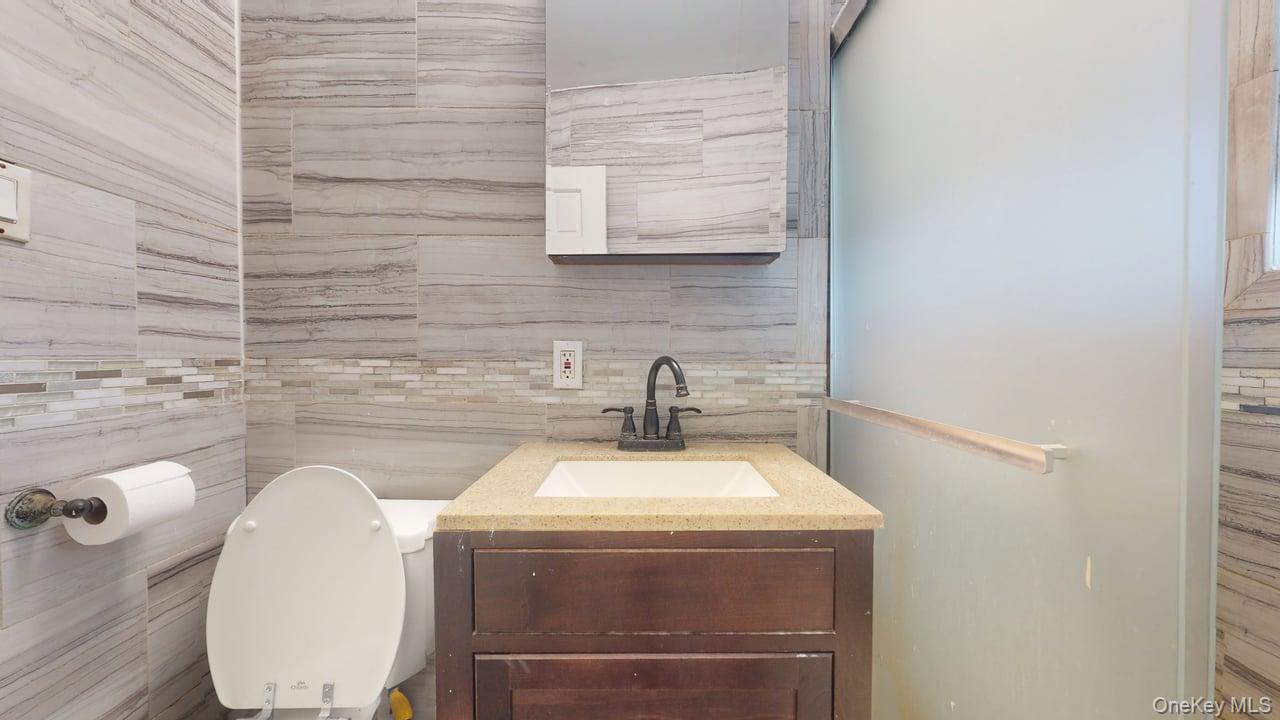 150-28 Jewel Avenue, Unit 1 photo 23