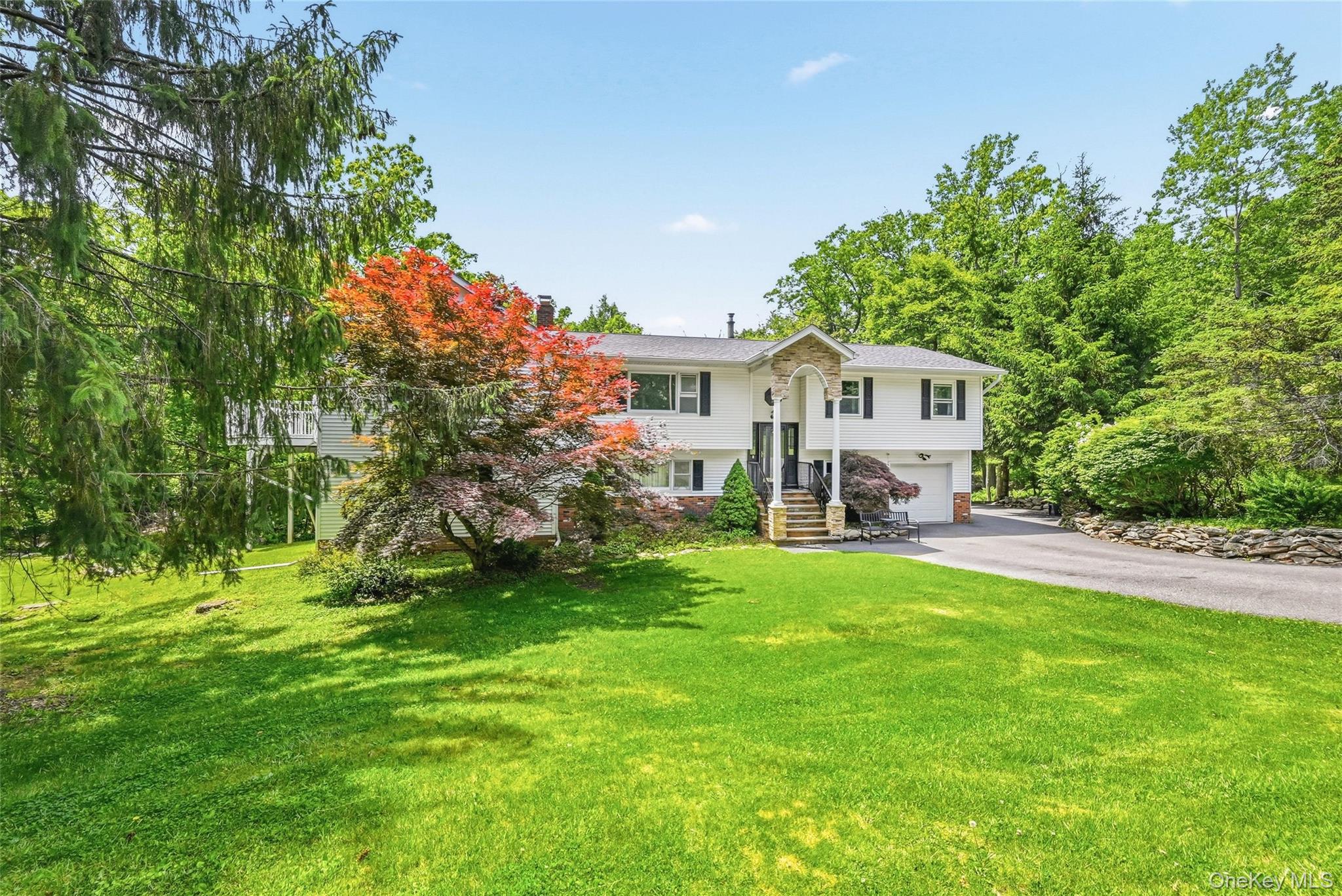 27 Van Tassel Court – For Sale photo 4