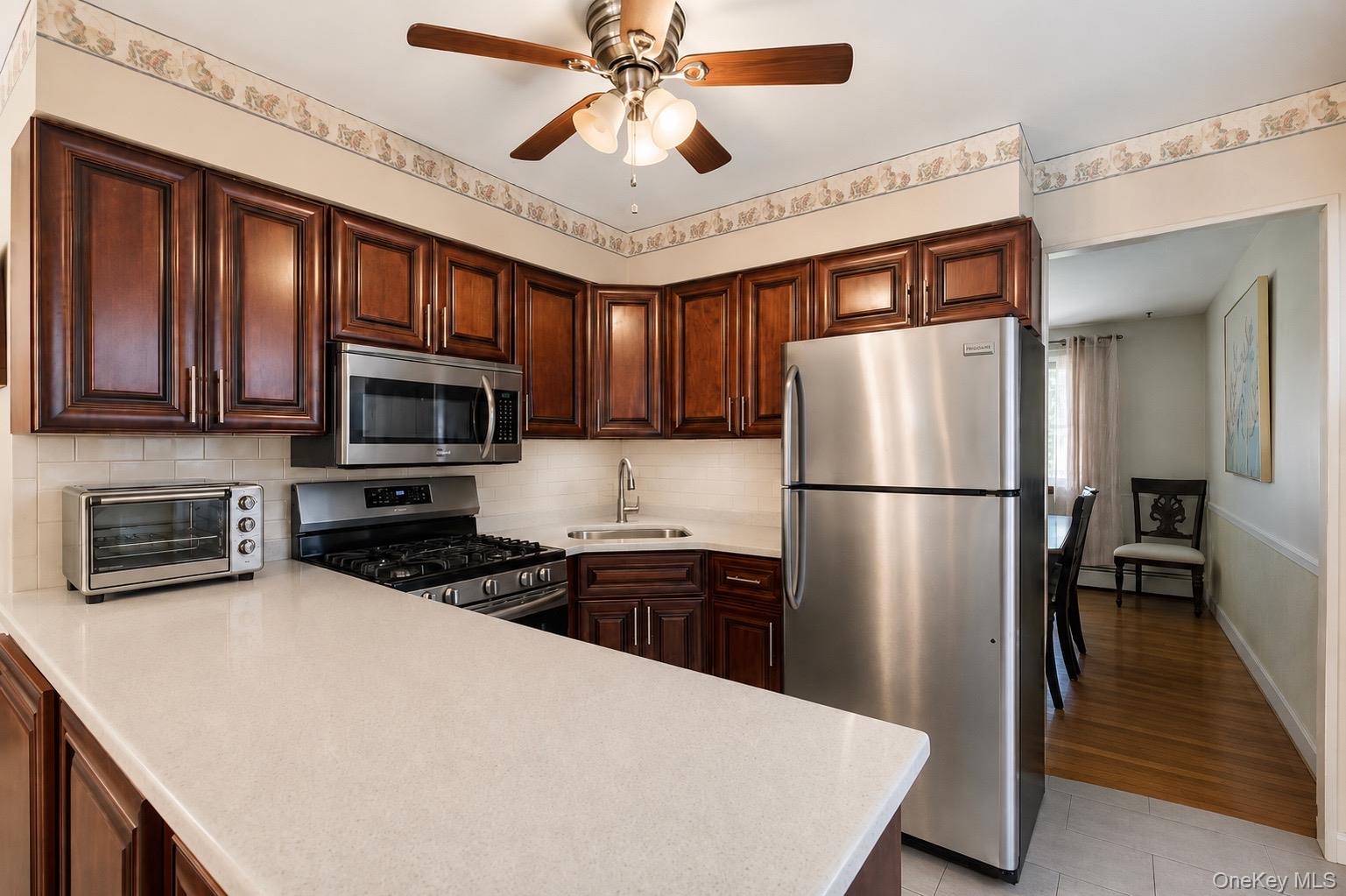 26 Valley Street – For Sale photo 3